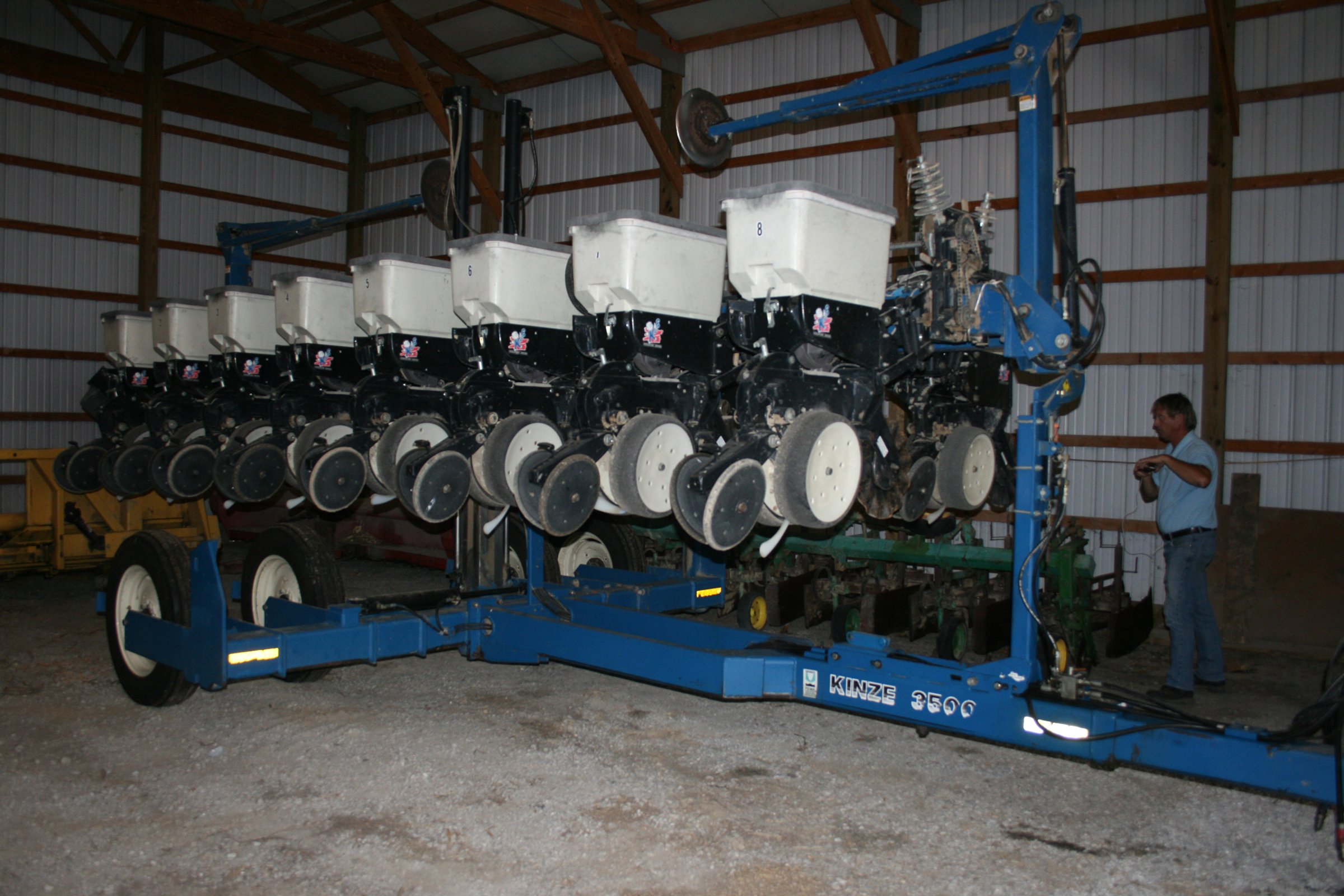 Property photo 20 - FARM EQUIPMENT AUCTION IN ADAMS COUNTY, INDIANA