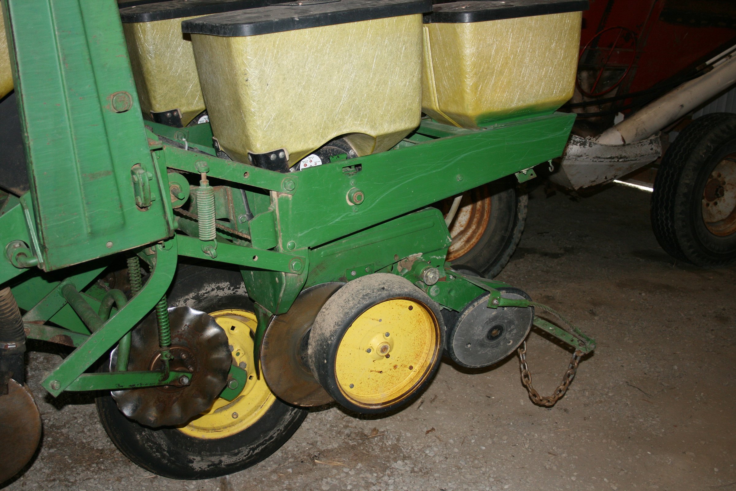 Property photo 23 - FARM EQUIPMENT AUCTION IN ADAMS COUNTY, INDIANA