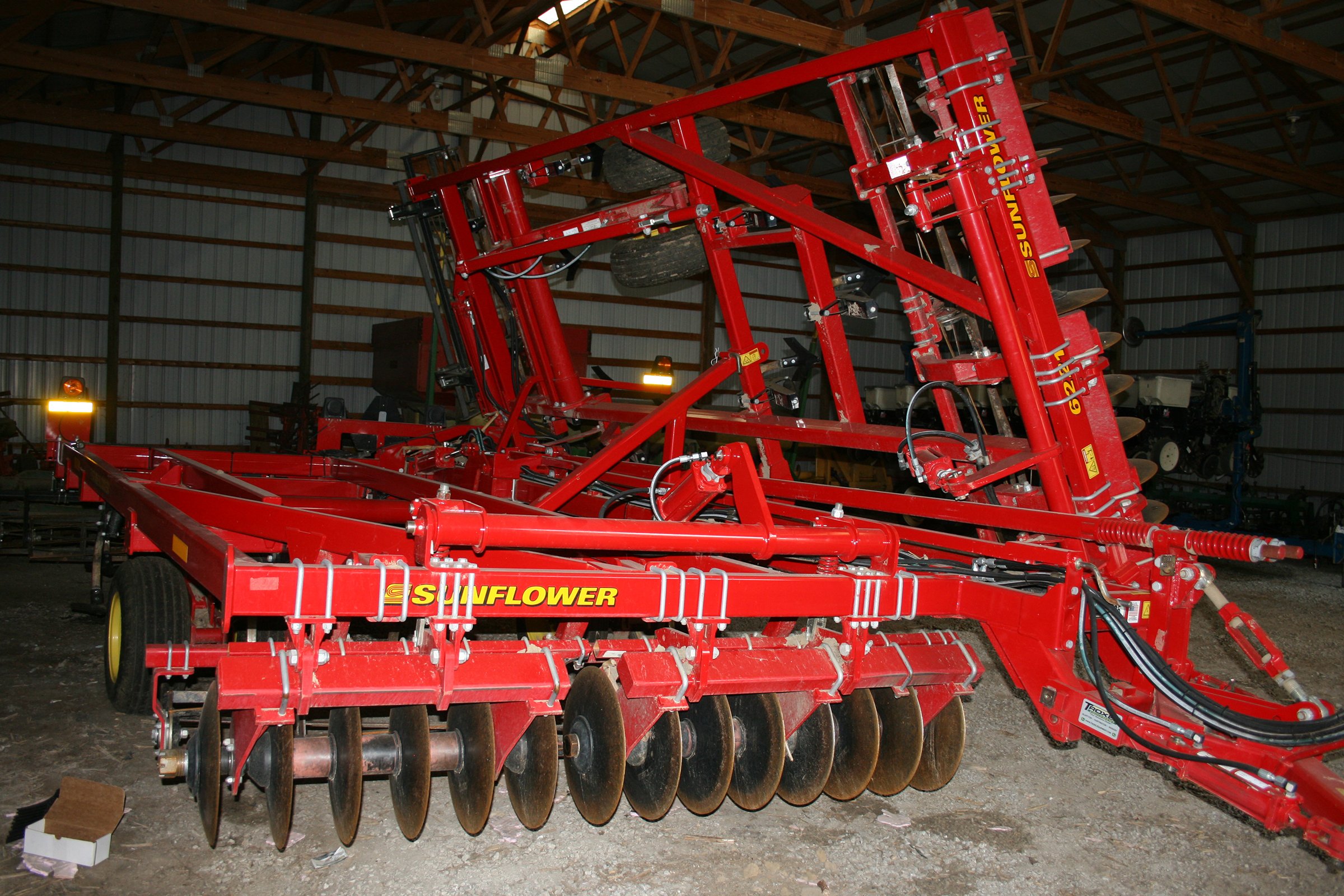 Property photo 26 - FARM EQUIPMENT AUCTION IN ADAMS COUNTY, INDIANA