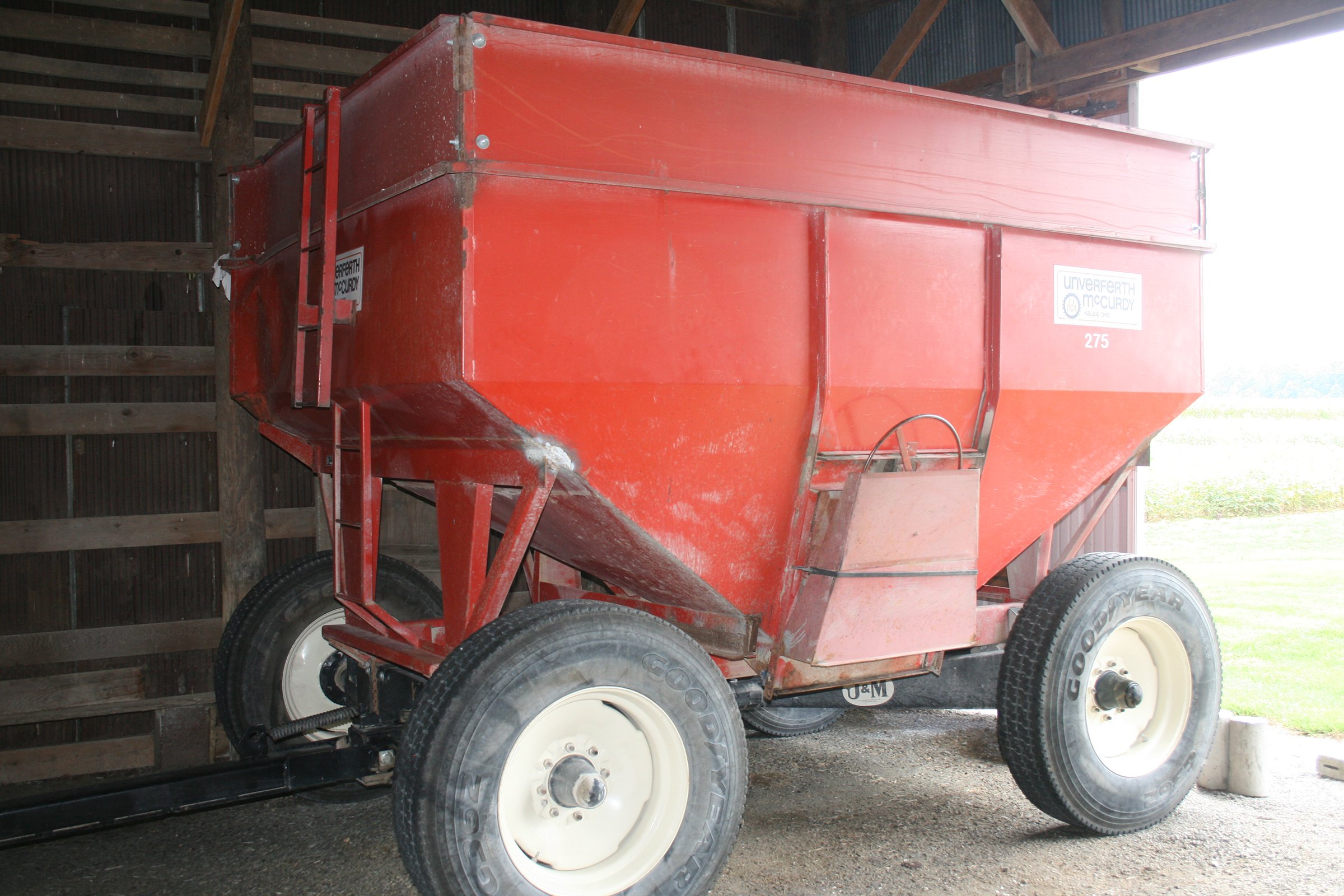 Property photo 44 - FARM EQUIPMENT AUCTION IN ADAMS COUNTY, INDIANA