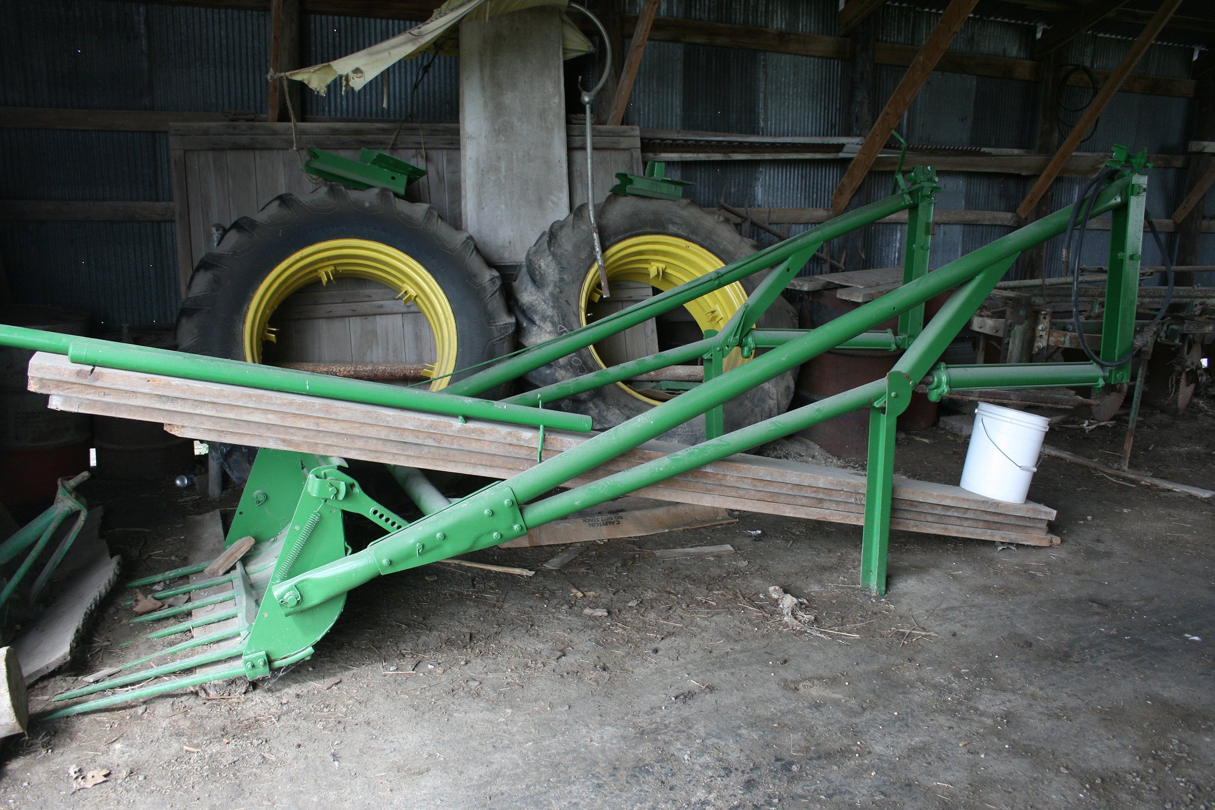 Property photo 9 - FARM EQUIPMENT AUCTION IN ADAMS COUNTY, INDIANA
