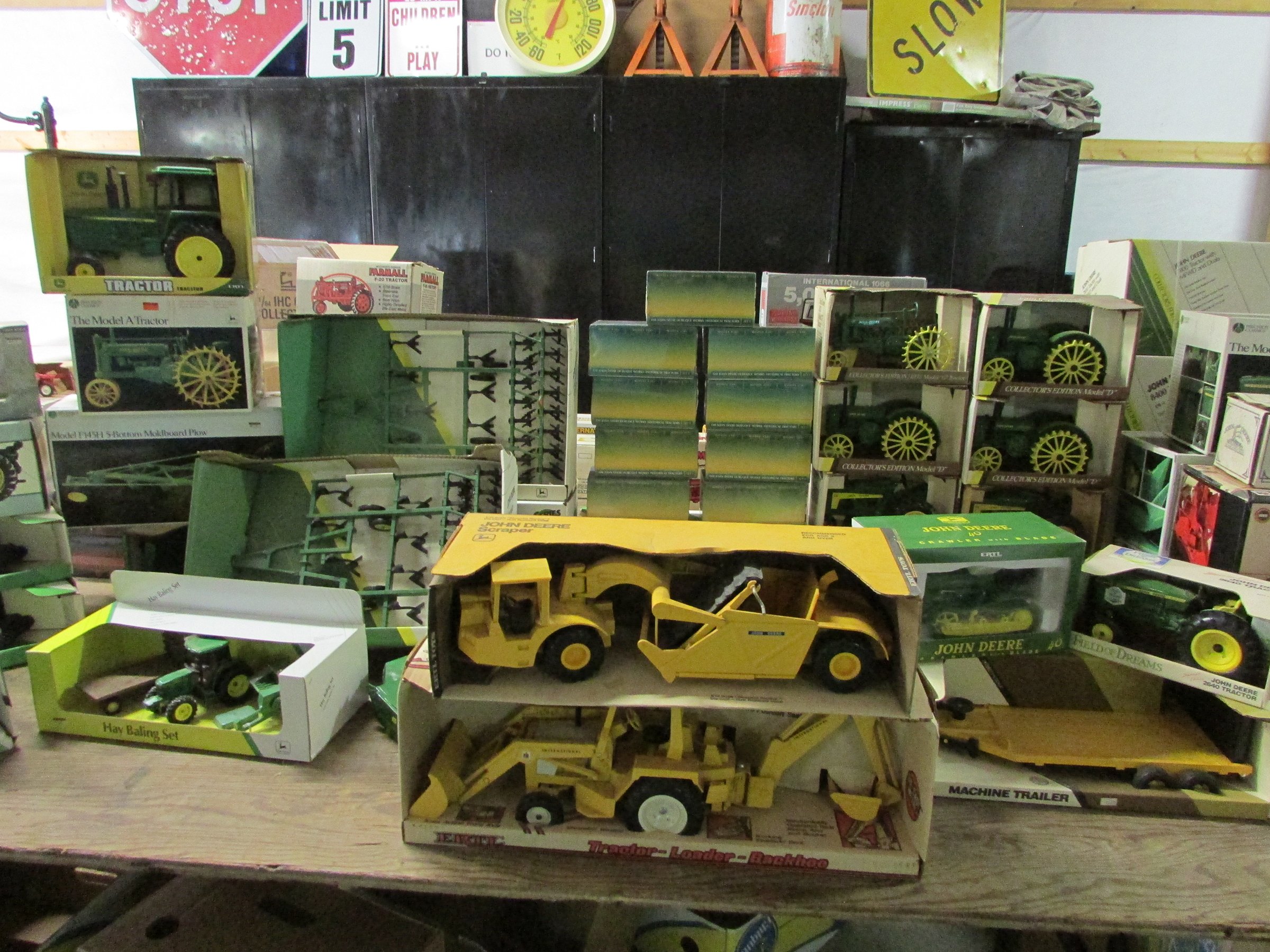 Property photo 64 - OUTSTANDING 2 DAY TOY/PETROLIANA AUCTION IN WHITLEY COUNTY, INDIANA