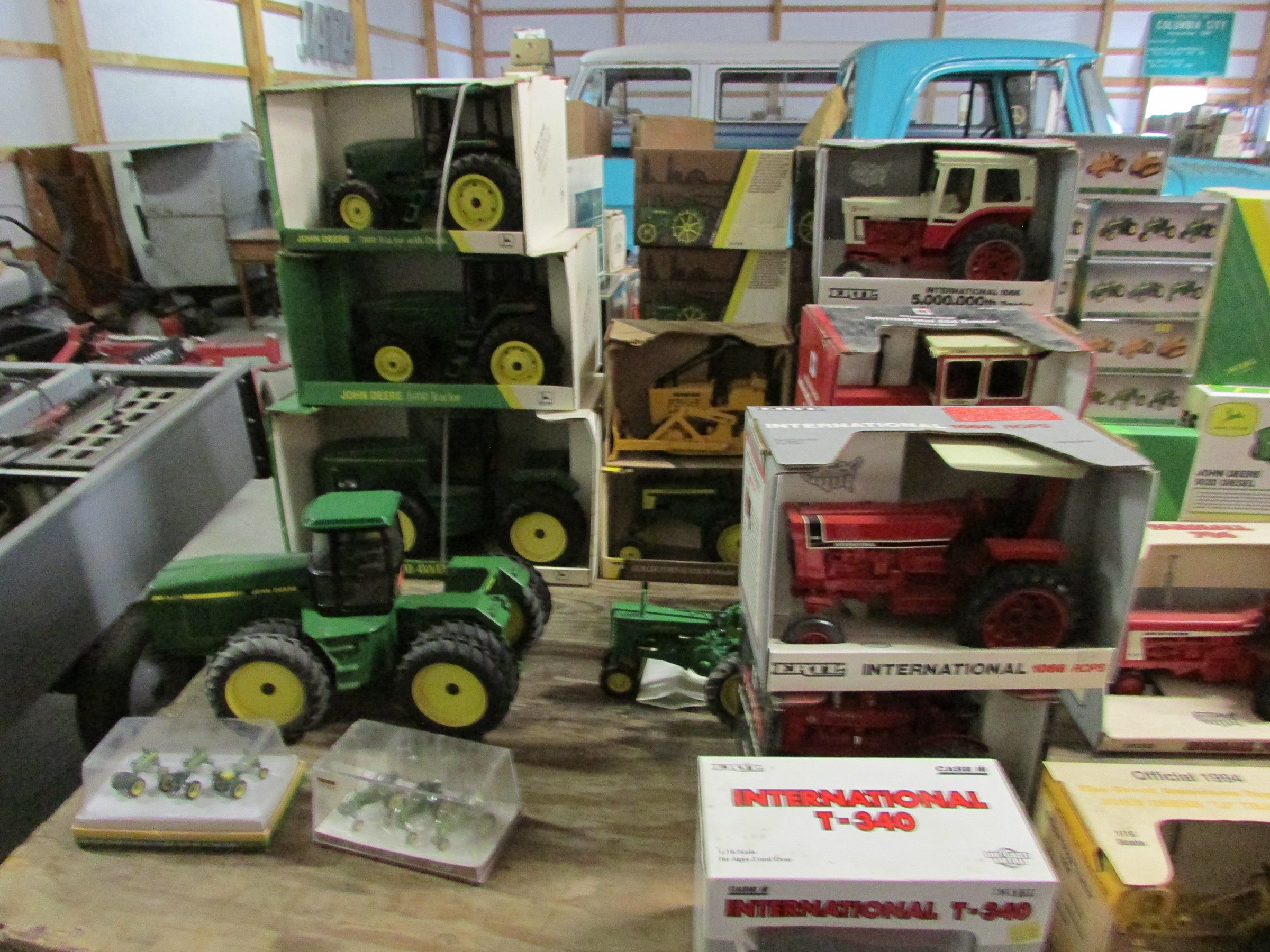 Property photo 66 - OUTSTANDING 2 DAY TOY/PETROLIANA AUCTION IN WHITLEY COUNTY, INDIANA