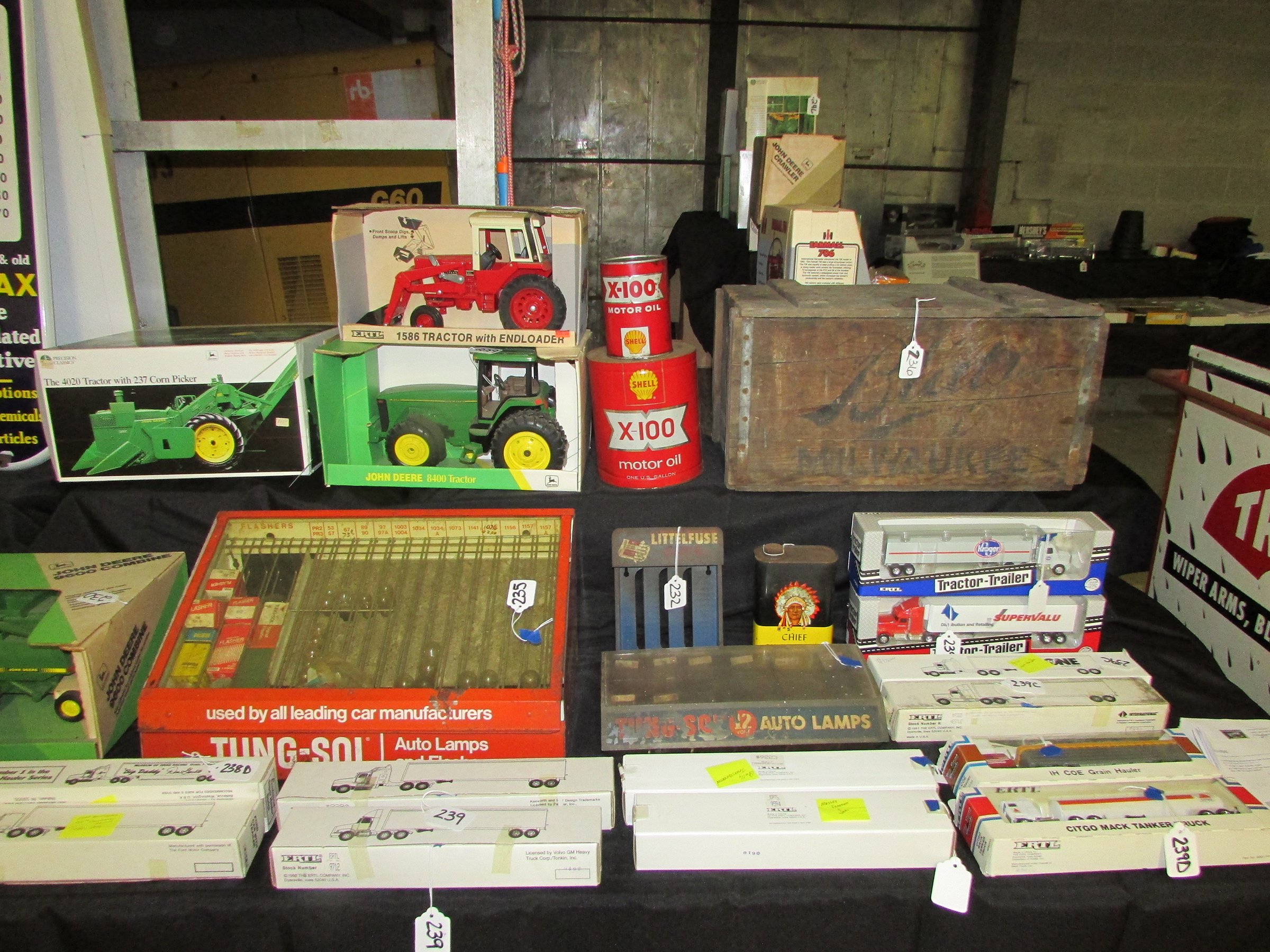 Property photo 117 - OUTSTANDING 2 DAY TOY/PETROLIANA AUCTION IN WHITLEY COUNTY, INDIANA
