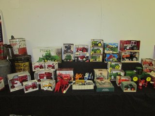 Property photo 134 - OUTSTANDING 2 DAY TOY/PETROLIANA AUCTION IN WHITLEY COUNTY, INDIANA