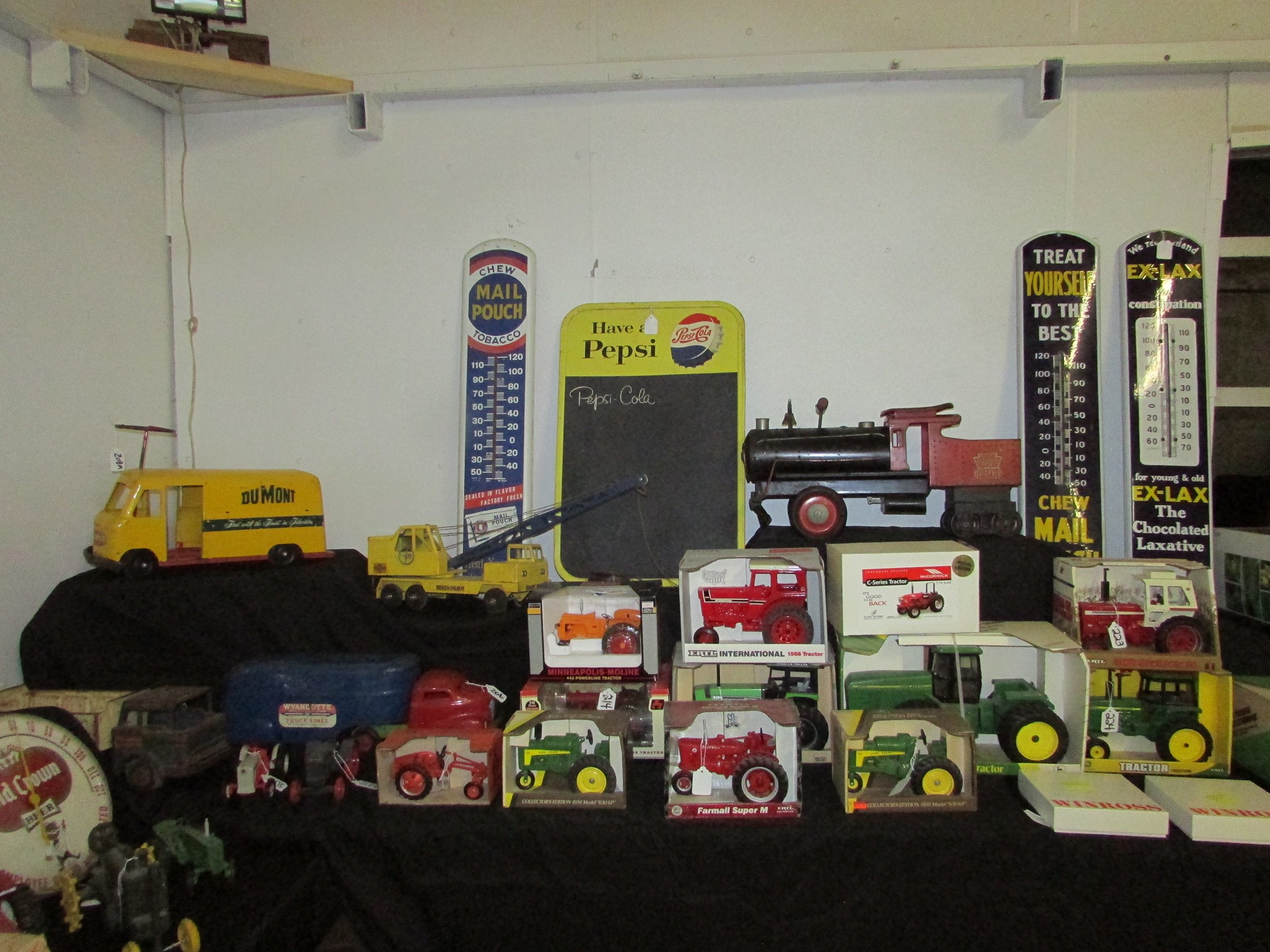 Property photo 180 - OUTSTANDING 2 DAY TOY/PETROLIANA AUCTION IN WHITLEY COUNTY, INDIANA