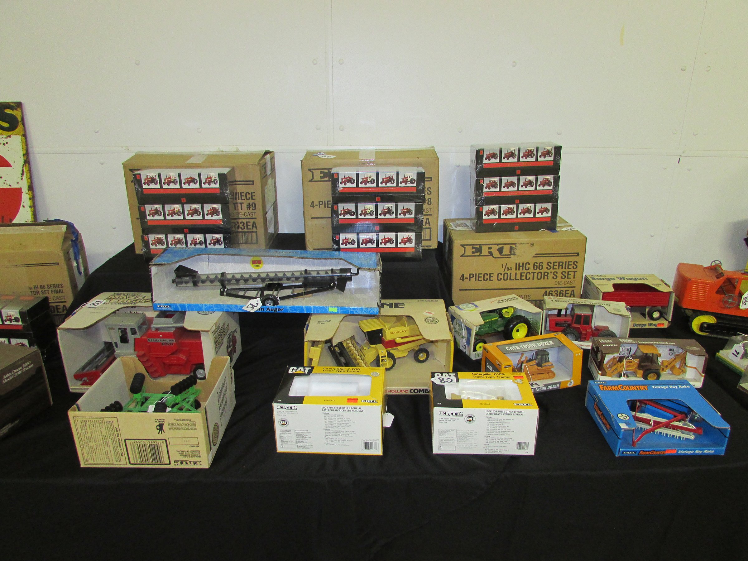 Property photo 176 - OUTSTANDING 2 DAY TOY/PETROLIANA AUCTION IN WHITLEY COUNTY, INDIANA