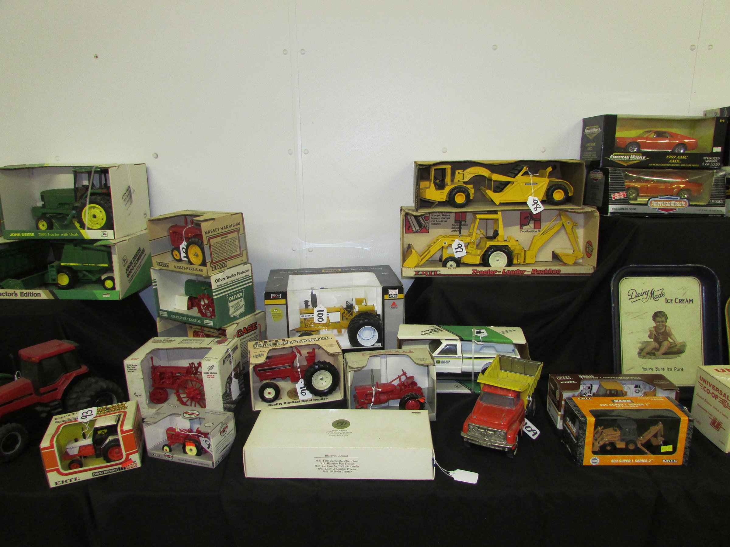 Property photo 172 - OUTSTANDING 2 DAY TOY/PETROLIANA AUCTION IN WHITLEY COUNTY, INDIANA