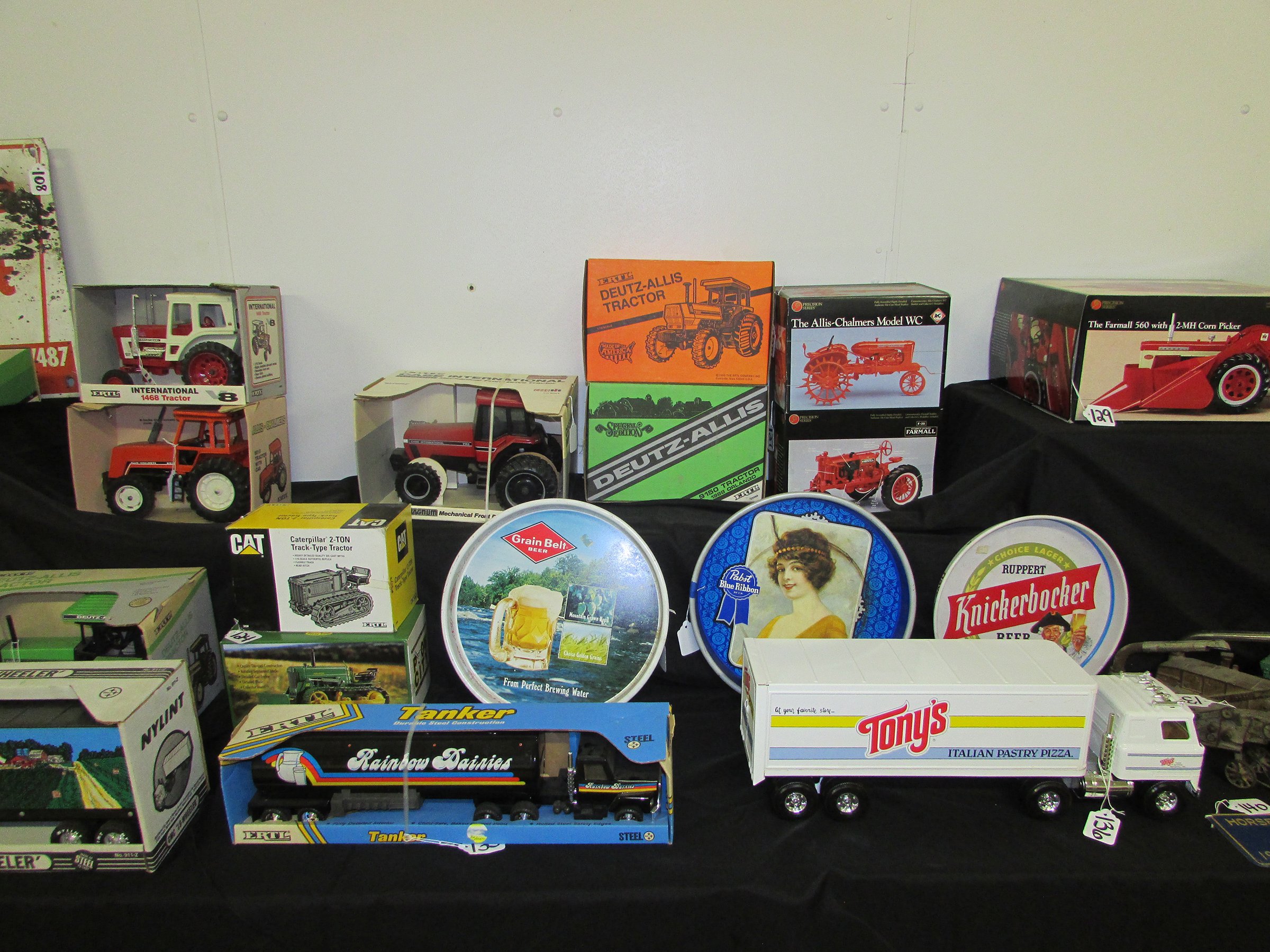 Property photo 170 - OUTSTANDING 2 DAY TOY/PETROLIANA AUCTION IN WHITLEY COUNTY, INDIANA