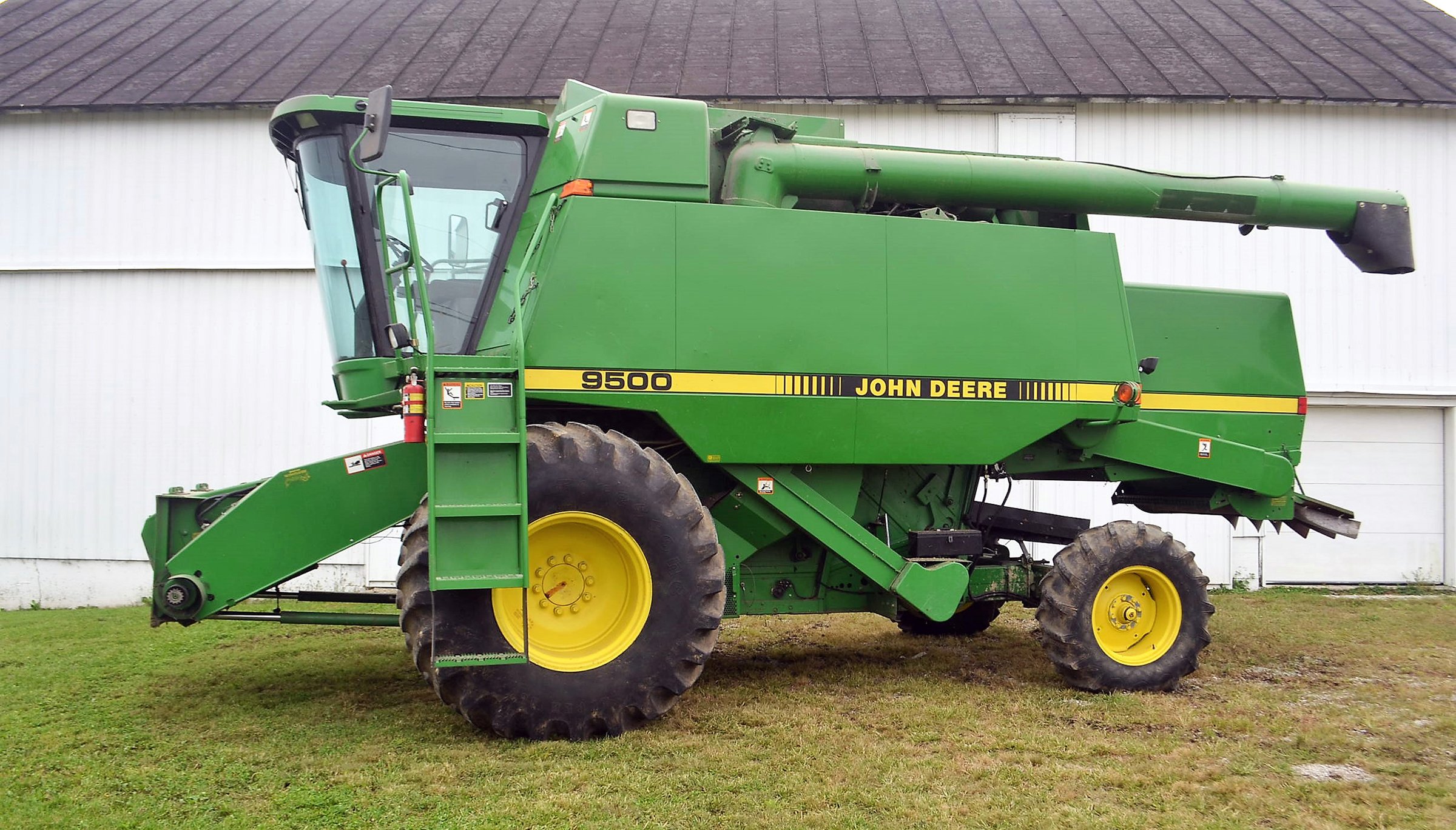 Property photo 9 - FARM EQUIPMENT AUCTION IN ALLEN COUNTY, INDIANA