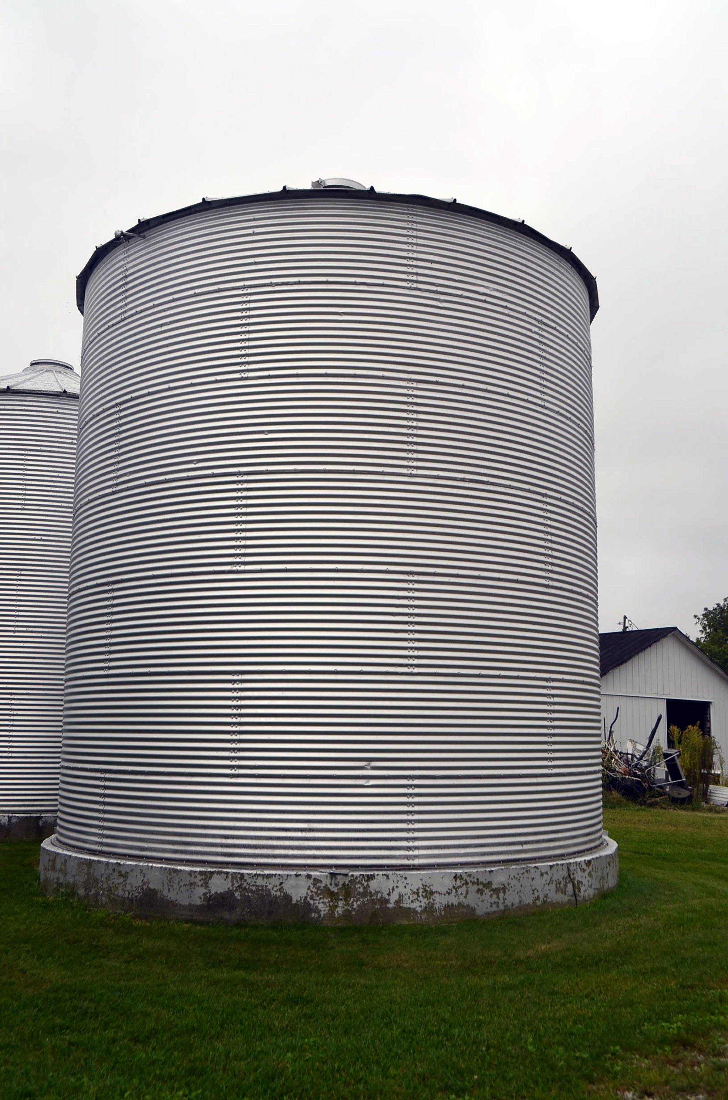 Property photo 60 - FARM EQUIPMENT AUCTION IN ALLEN COUNTY, INDIANA