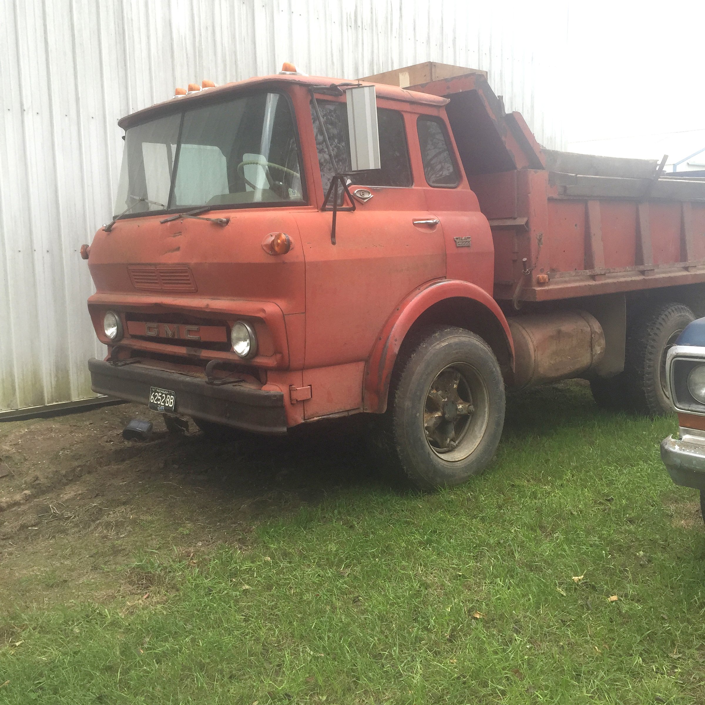 Property photo 90 - FARM EQUIPMENT AUCTION IN ST. JOSEPH COUNTY, MICHIGAN
