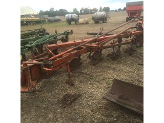 Property photo 125 - FARM EQUIPMENT AUCTION IN ST. JOSEPH COUNTY, MICHIGAN