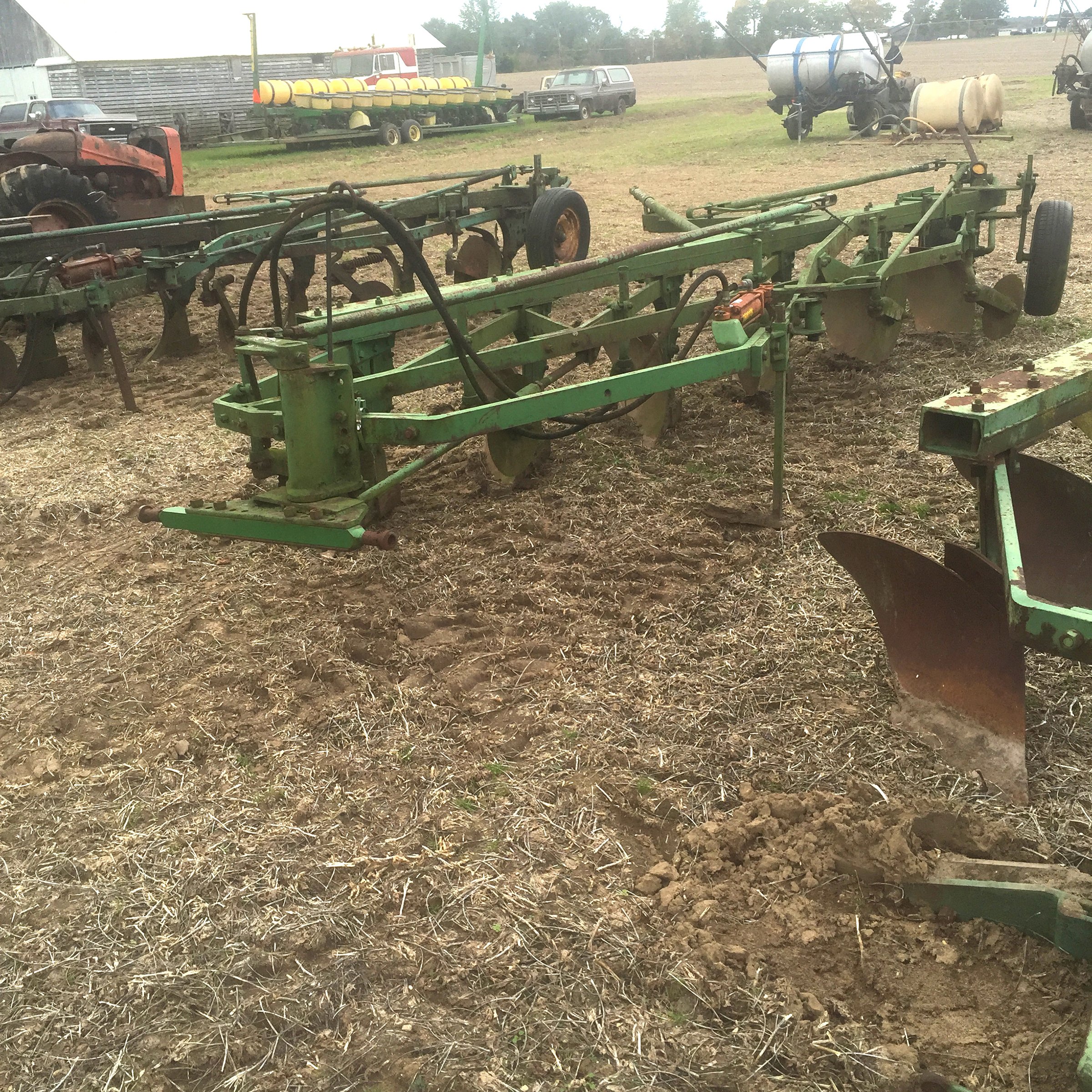 Property photo 124 - FARM EQUIPMENT AUCTION IN ST. JOSEPH COUNTY, MICHIGAN