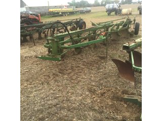 Property photo 124 - FARM EQUIPMENT AUCTION IN ST. JOSEPH COUNTY, MICHIGAN