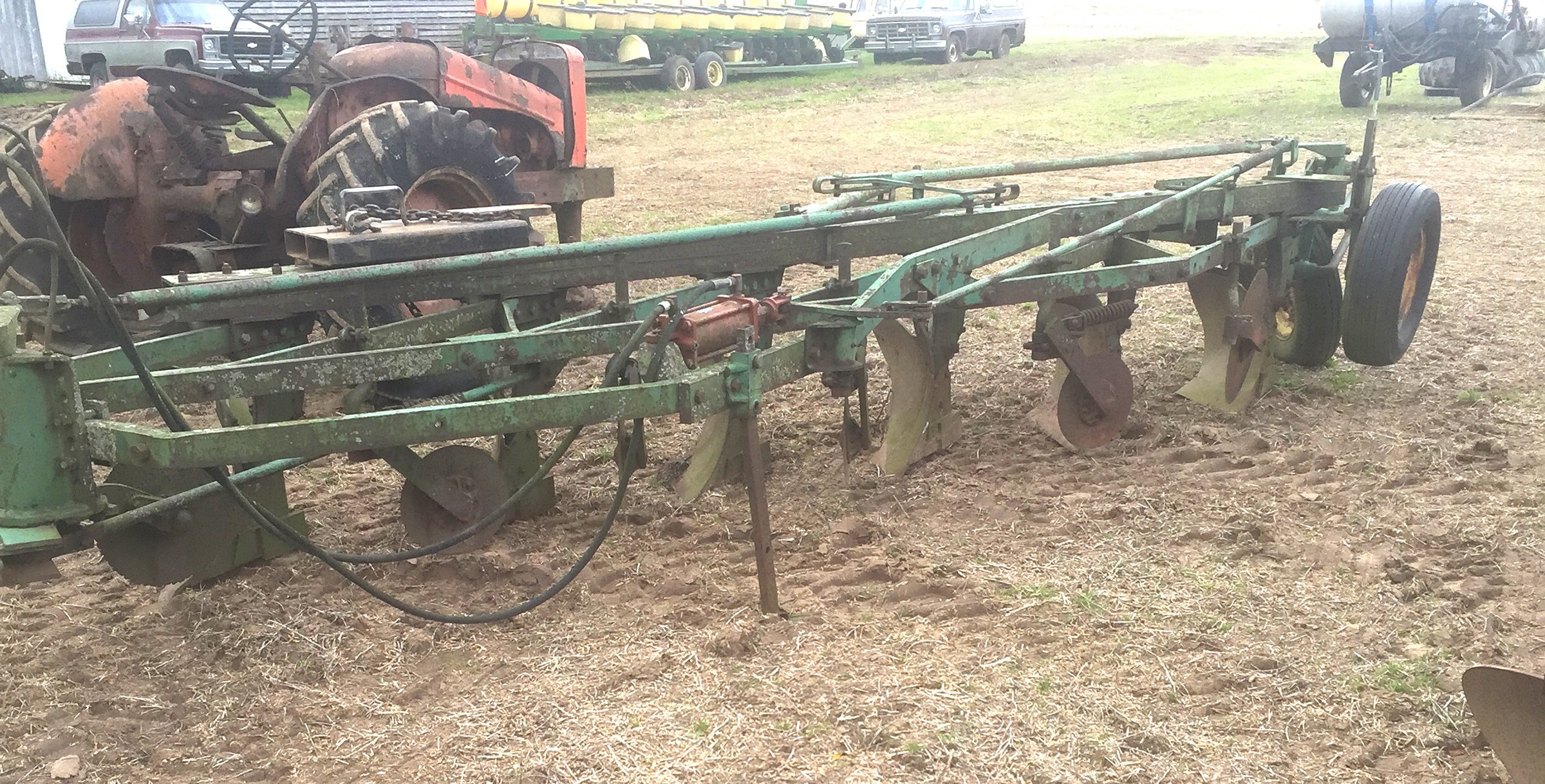 Property photo 127 - FARM EQUIPMENT AUCTION IN ST. JOSEPH COUNTY, MICHIGAN
