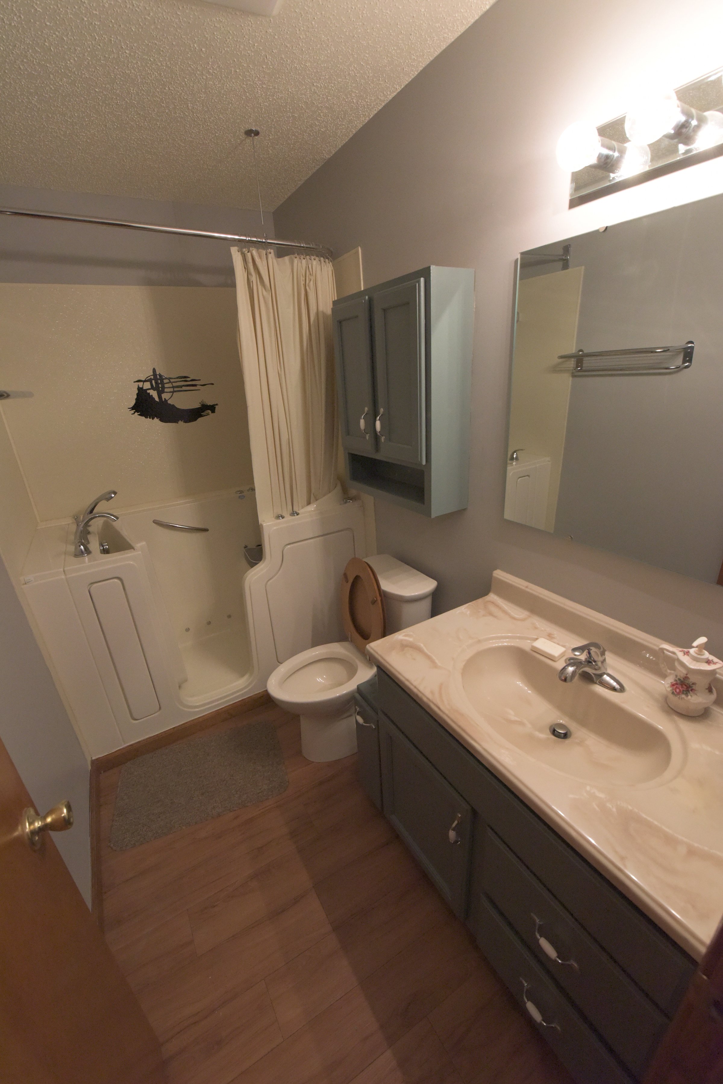 Property photo 34 - REAL ESTATE AUCTION IN WHITLEY COUNTY, INDIANA