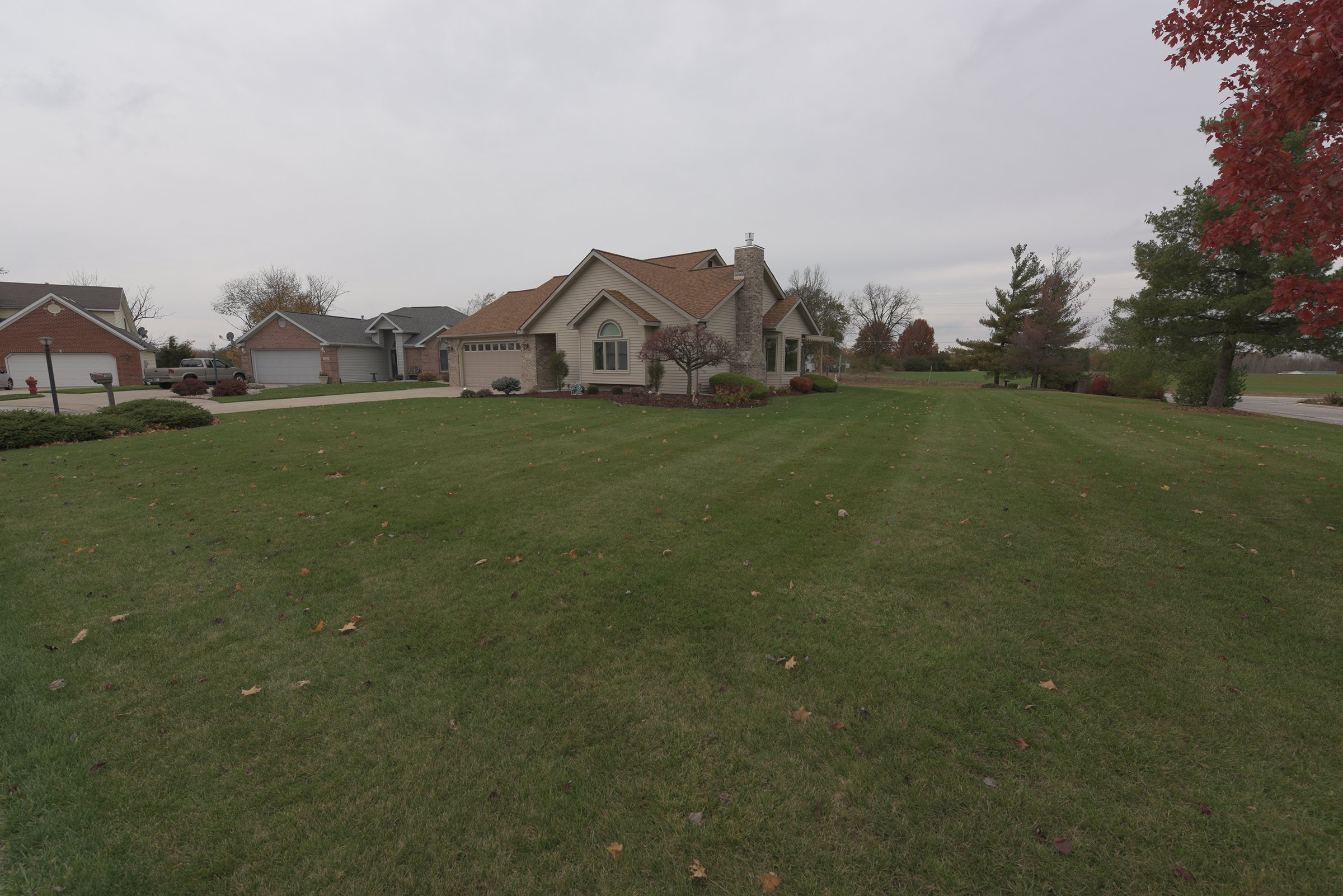 Property photo 13 - REAL ESTATE AUCTION IN WHITLEY COUNTY, INDIANA