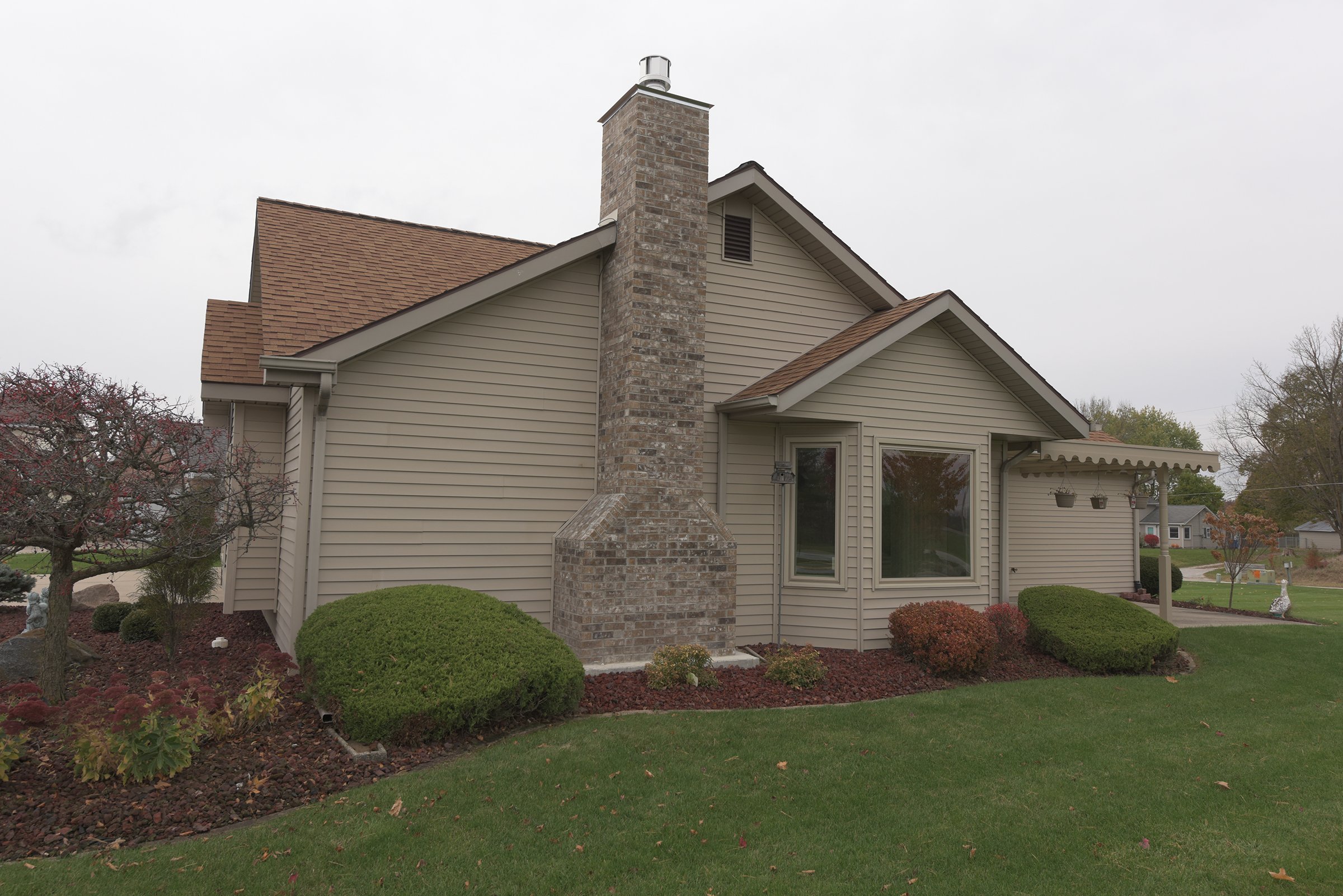 Property photo 7 - REAL ESTATE AUCTION IN WHITLEY COUNTY, INDIANA