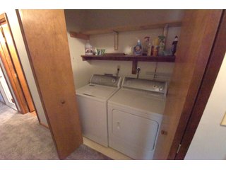 <B>BEAUTIFUL 3 BEDROOM HOME -  COMPLETELY REMODELED IN 2018 - CORNER LOT - EXCELLENT LOCATION</B><BR>  New kitchen cabinets with quartz counter tops in 2018. New natural gas fireplace with remote control for those cozy evenings in the great room.  Natural gas furnace was new approx. 10 years ago.  The home is equipped with an on demand water heater to fill the Safe-Step walk-in whirlpool tub with shower wand.  New interior paint throughout. All new doors and windows 2 years ago.  The 30 year roof was installed 10 years ago.  New pergola and expanded patio in 2018.  The 2 car garage floor has carpet square floor covering.  Extra attic insulation creates an extremely efficient home.  All new landscaping in 2017. 
<iframe src="https://player.vimeo.com/video/299919470" width="640" height="360" frameborder="0" webkitallowfullscreen mozallowfullscreen allowfullscreen></iframe>

Beautiful 3 Bedroom Home
New Kitchen
Completely Remodeled in 2018
Corner Lot
Excellent Location - REAL ESTATE FOR SALE IN WHITLEY COUNTY, INDIANA