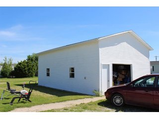 <b>Great Investment Opportunity.  Profitable Family Owned.</b>

40 Pad mobile home park located in the heart of the Orthopedic capital of the world.  

- Private Sewer & Water
- REMC Electric/NIPSCO natural gas/Comcast Cable
- The sewer system has 6 (2000 gal. tanks), with an estimated capacity of 28 GPM.  Each tank also has a leach field.
- Water system:  (2) wells - 4" and 6".
- Pad rent is $240 per month.
- Occupied Lots:  21 lots.
- <b>For financial information, contact the listing Agent.</b>

 - 40 Pad Mobile Home Park