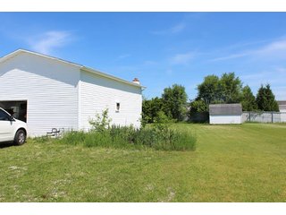 <b>Great Investment Opportunity.  Profitable Family Owned.</b>

40 Pad mobile home park located in the heart of the Orthopedic capital of the world.  

- Private Sewer & Water
- REMC Electric/NIPSCO natural gas/Comcast Cable
- The sewer system has 6 (2000 gal. tanks), with an estimated capacity of 28 GPM.  Each tank also has a leach field.
- Water system:  (2) wells - 4" and 6".
- Pad rent is $240 per month.
- Occupied Lots:  21 lots.
- <b>For financial information, contact the listing Agent.</b>

 - 40 Pad Mobile Home Park