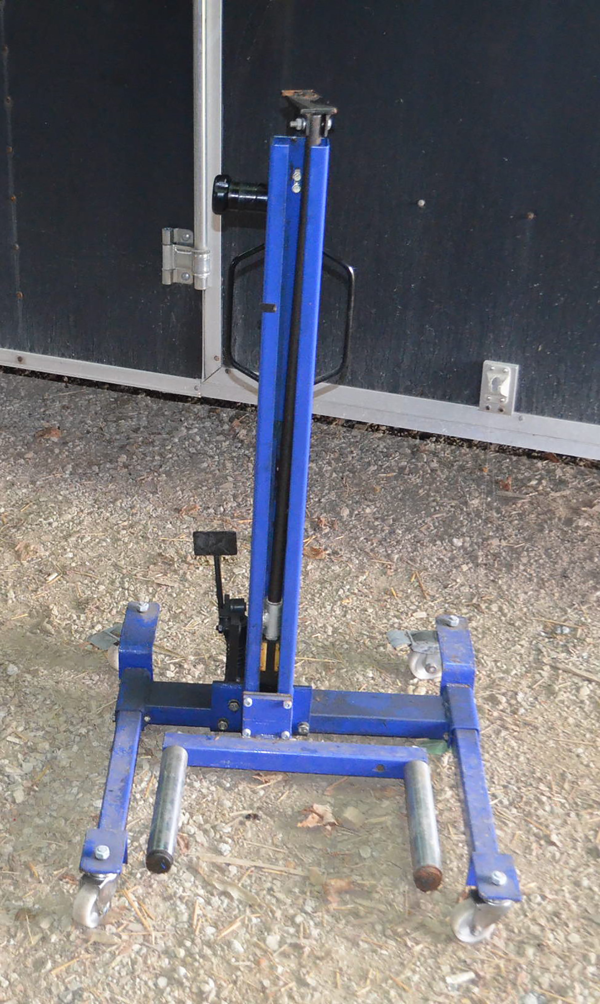 Property photo 45 - QUALITY TOOLS & EQUIPMENT AUCTION IN WHITLEY COUNTY, INDIANA