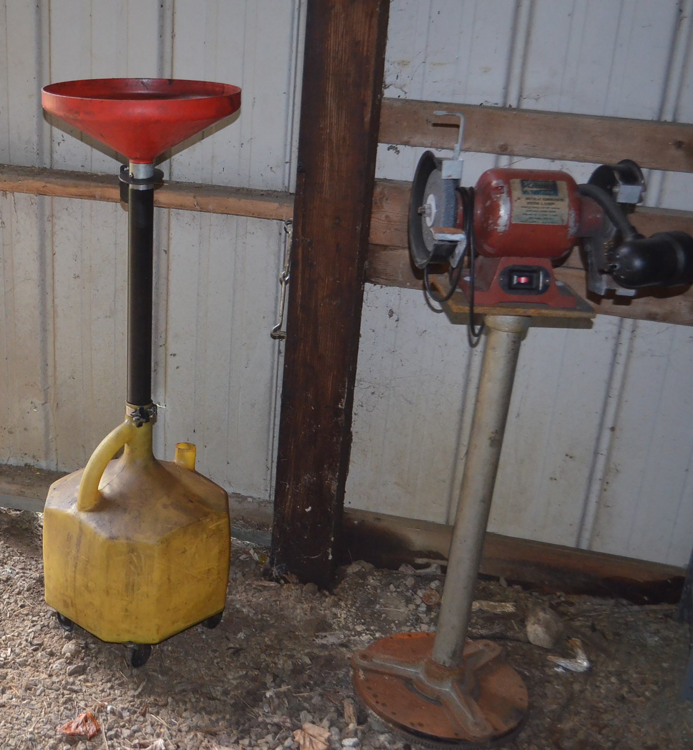 Property photo 172 - QUALITY TOOLS & EQUIPMENT AUCTION IN WHITLEY COUNTY, INDIANA