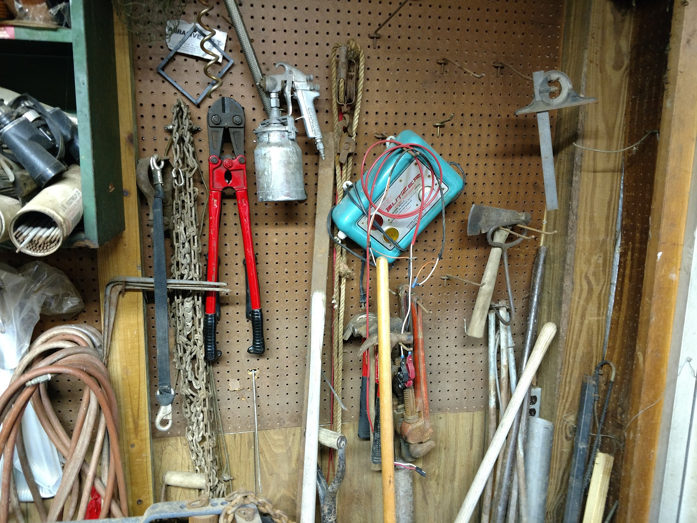 Property photo 136 - QUALITY TOOLS & EQUIPMENT AUCTION IN WHITLEY COUNTY, INDIANA