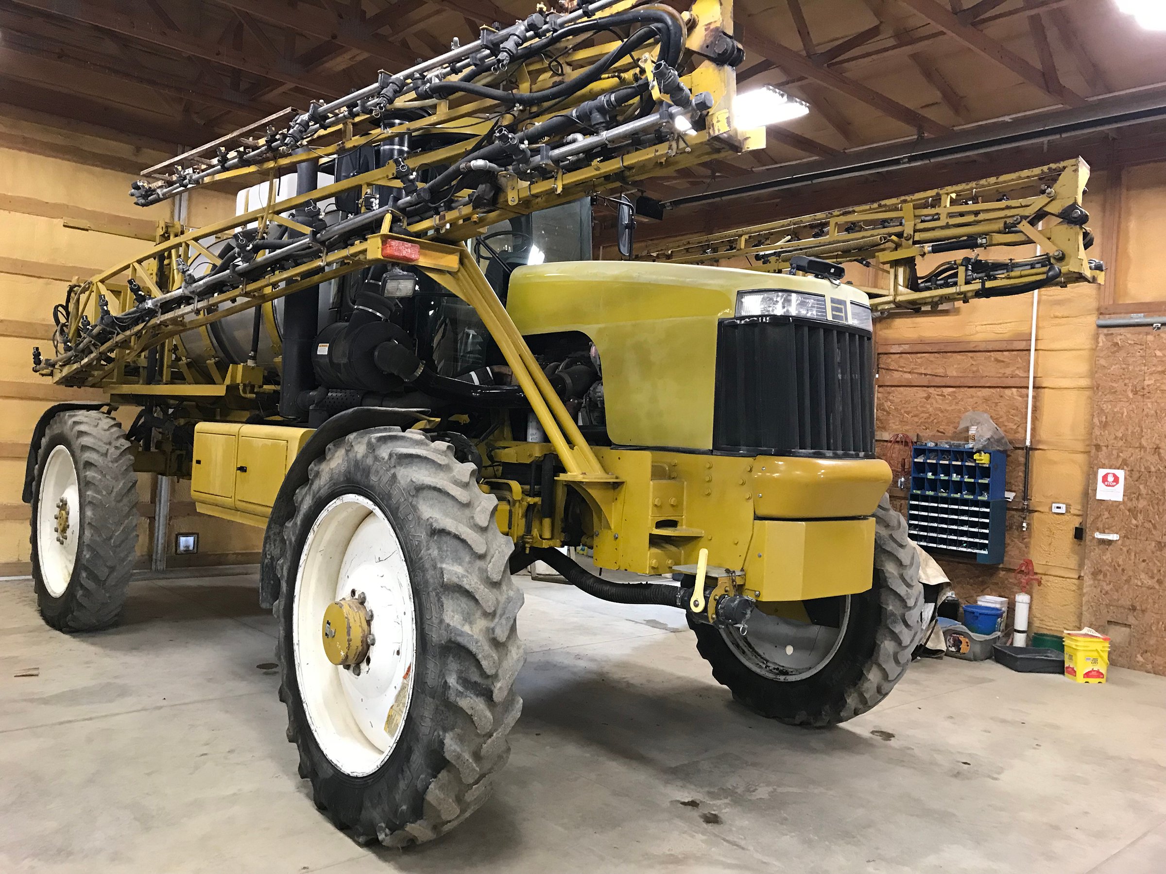 Property photo 30 - ABSOLUTE FARM EQUIPMENT AUCTION IN LAGRANGE COUNTY, INDIANA