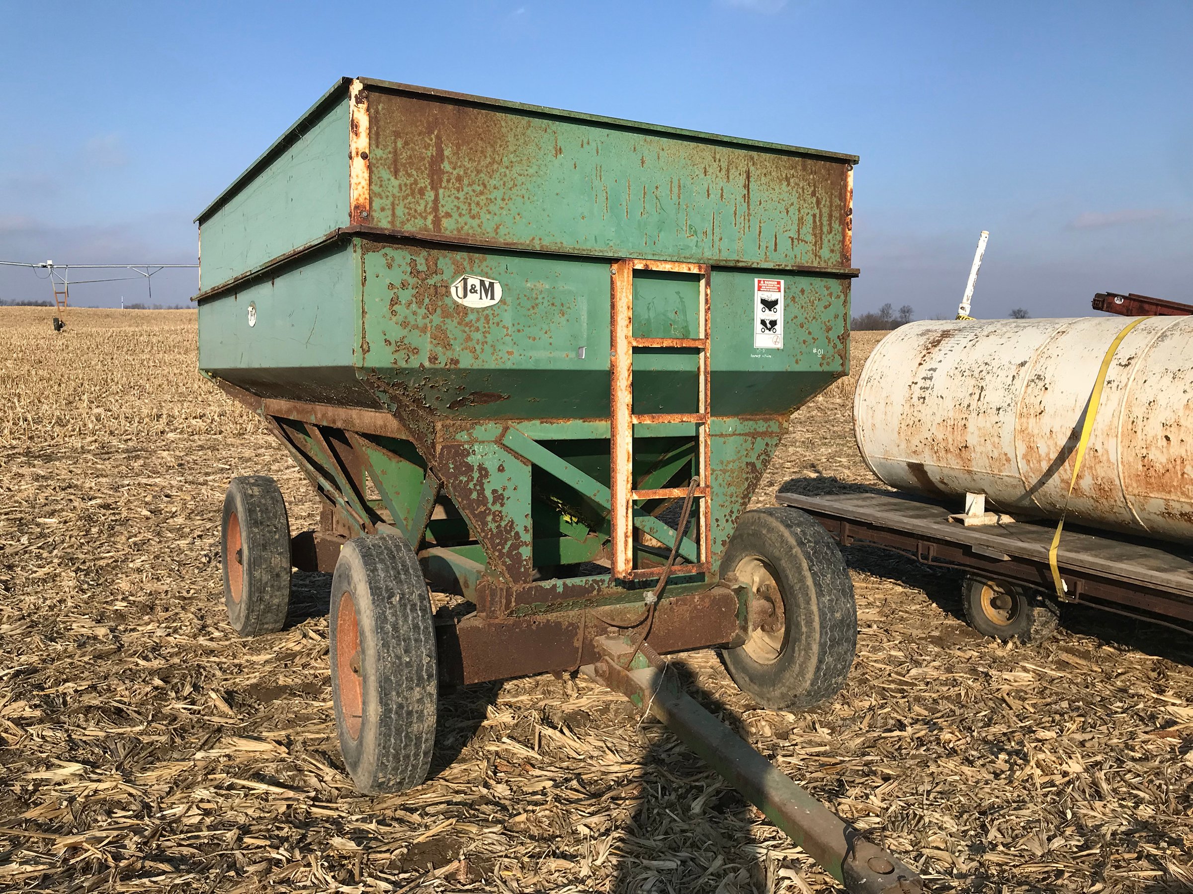 Property photo 8 - ABSOLUTE FARM EQUIPMENT AUCTION IN LAGRANGE COUNTY, INDIANA