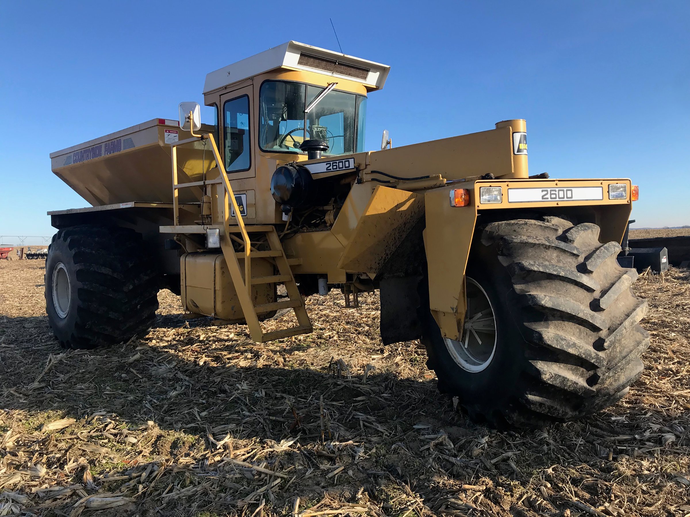Property photo 17 - ABSOLUTE FARM EQUIPMENT AUCTION IN LAGRANGE COUNTY, INDIANA