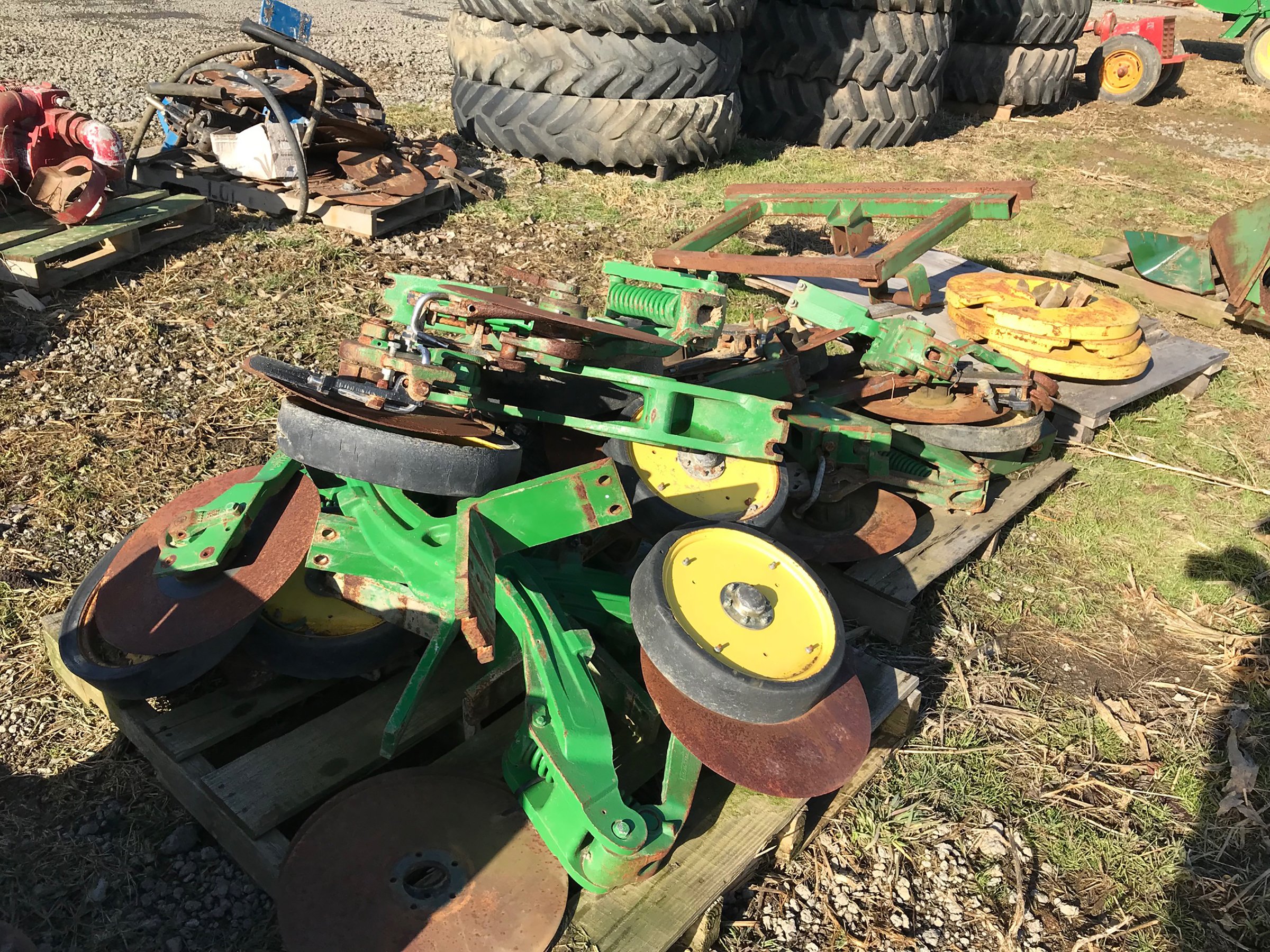 Property photo 85 - ABSOLUTE FARM EQUIPMENT AUCTION IN LAGRANGE COUNTY, INDIANA