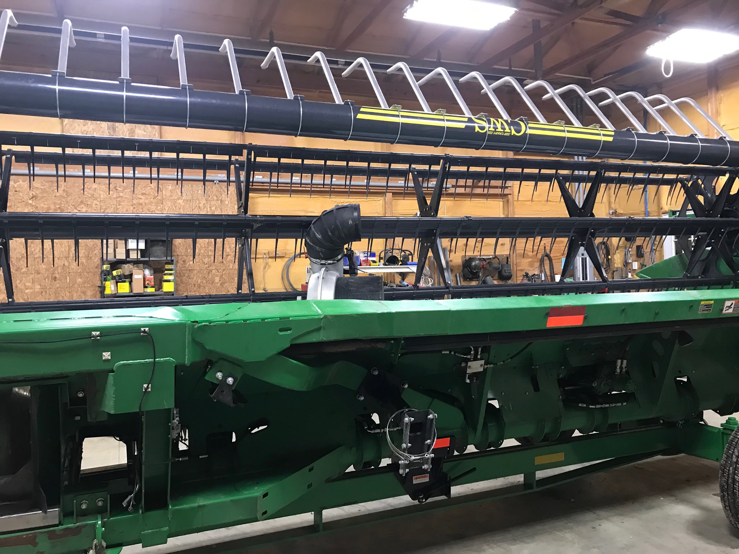 Property photo 99 - ABSOLUTE FARM EQUIPMENT AUCTION IN LAGRANGE COUNTY, INDIANA