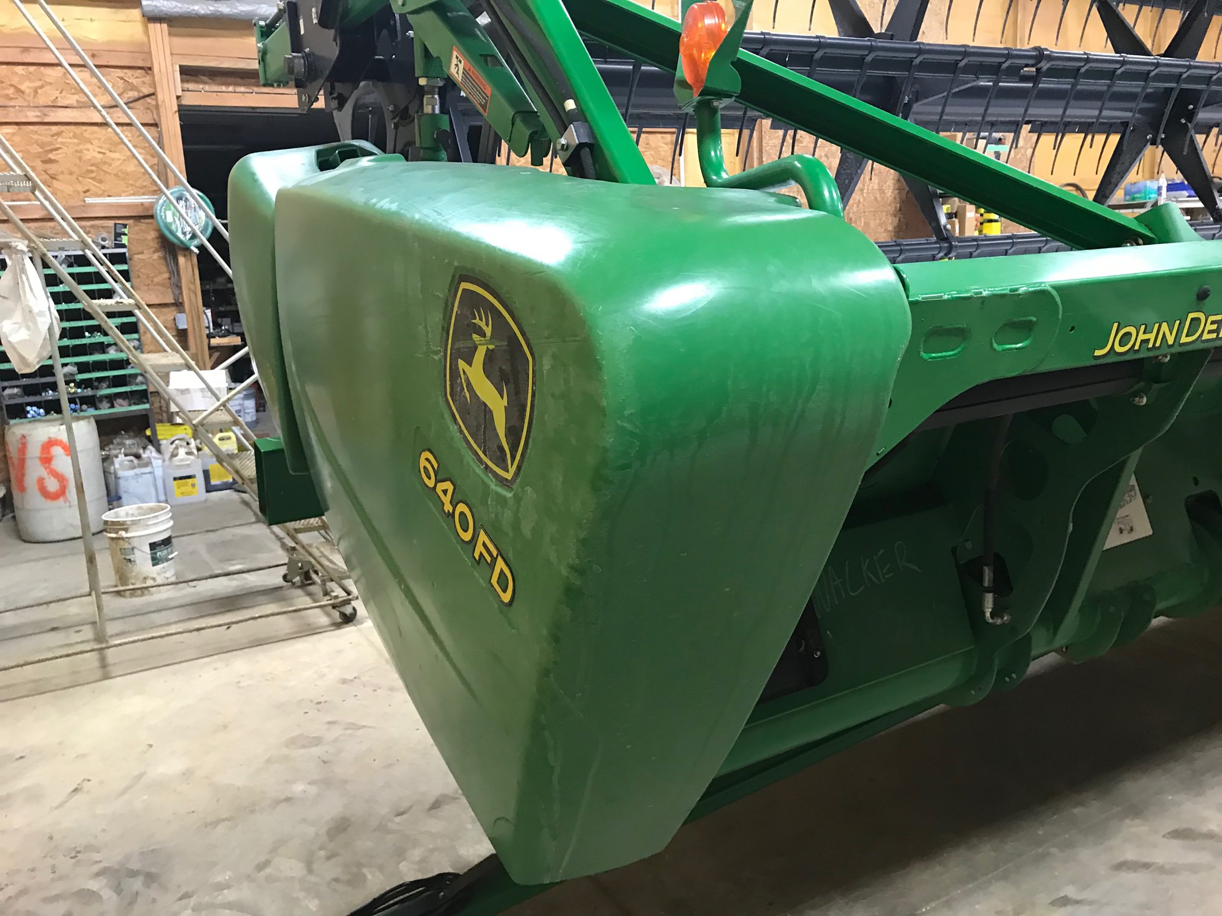 Property photo 100 - ABSOLUTE FARM EQUIPMENT AUCTION IN LAGRANGE COUNTY, INDIANA