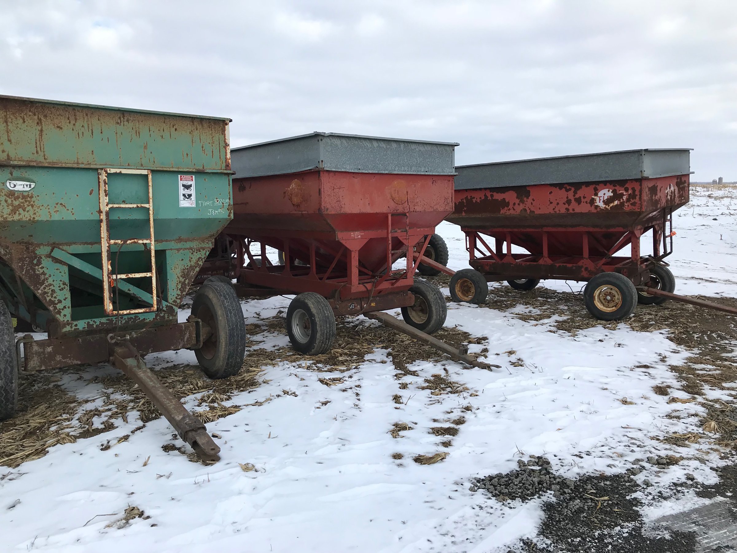 Property photo 111 - ABSOLUTE FARM EQUIPMENT AUCTION IN LAGRANGE COUNTY, INDIANA