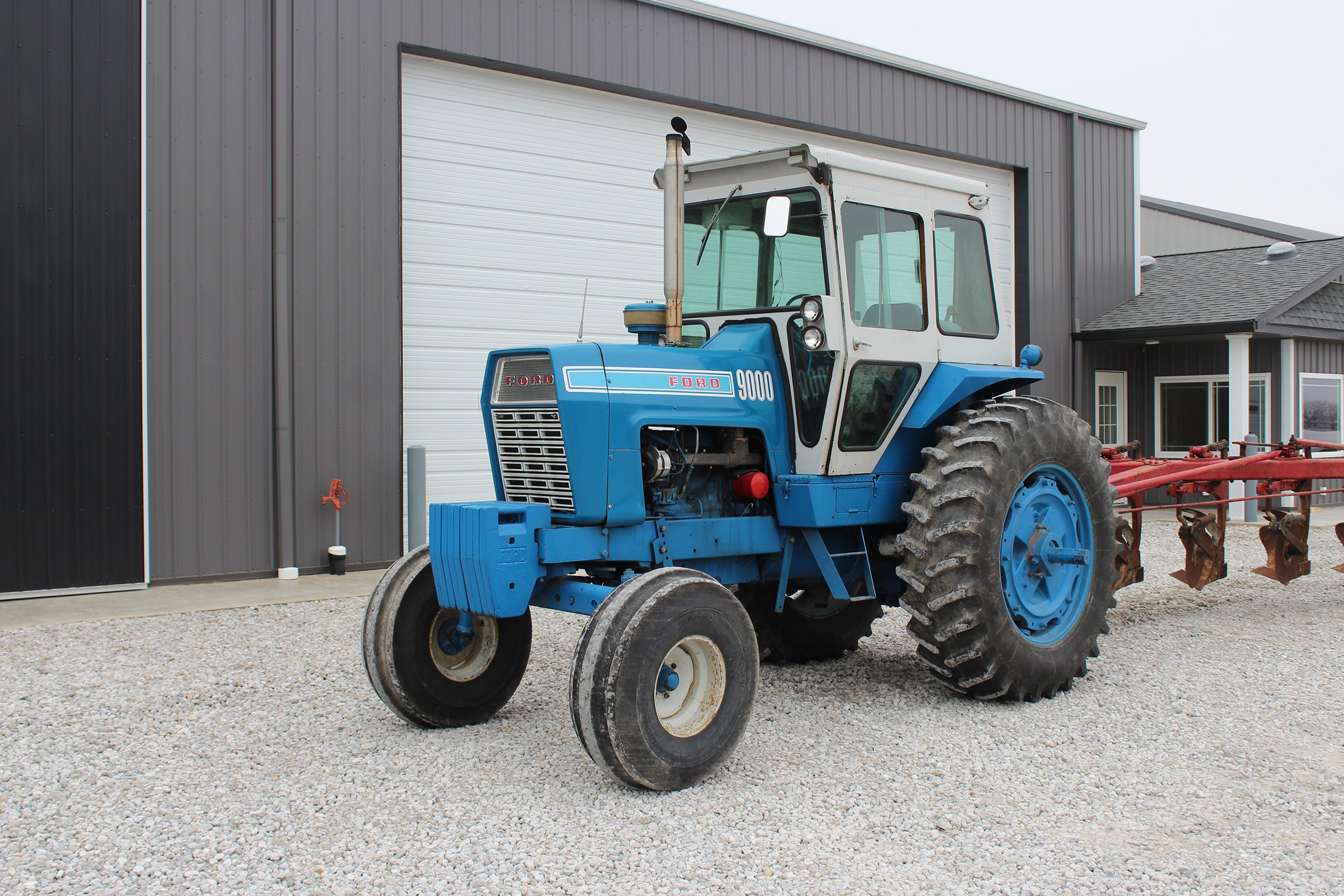 Property photo 5 - FARM EQUIPMENT AUCTION IN MADISON COUNTY, INDIANA