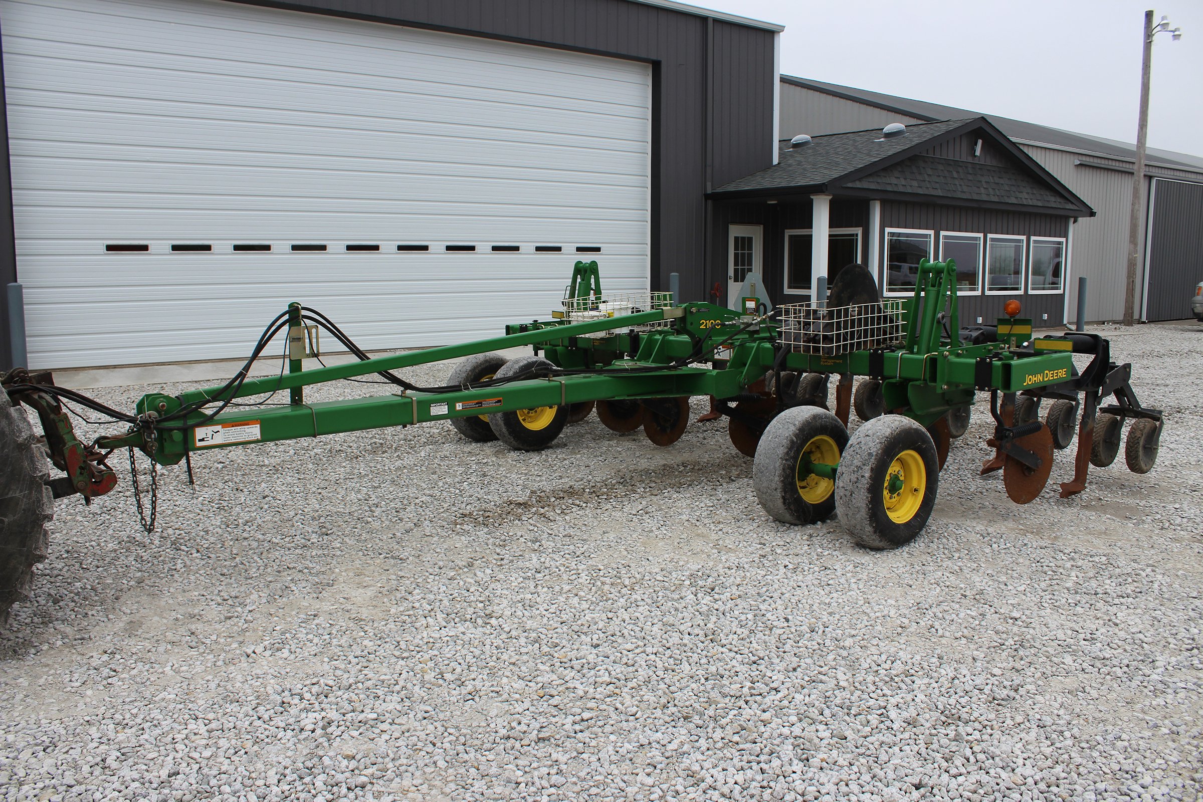 Property photo 34 - FARM EQUIPMENT AUCTION IN MADISON COUNTY, INDIANA
