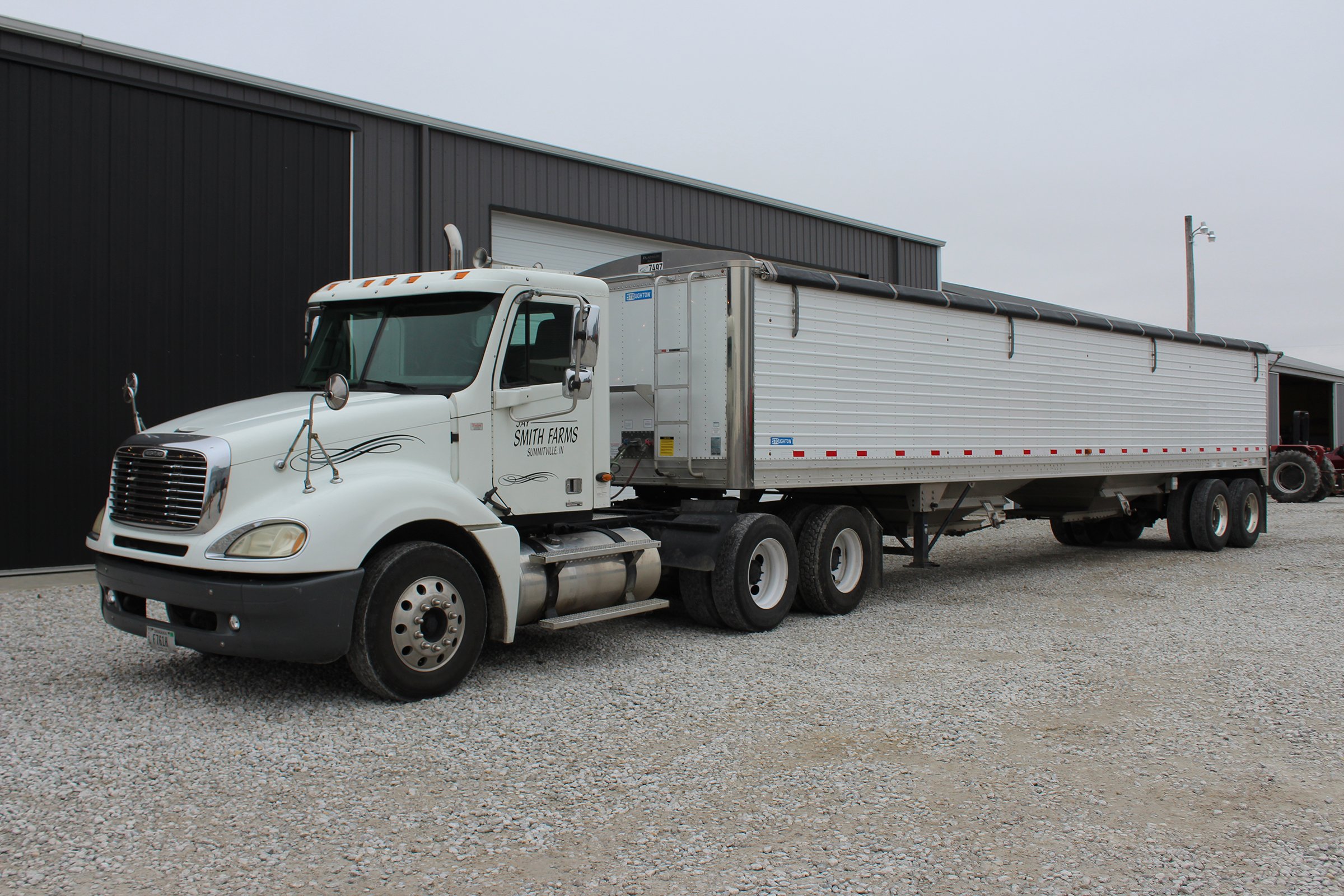 Property photo 21 - FARM EQUIPMENT AUCTION IN MADISON COUNTY, INDIANA