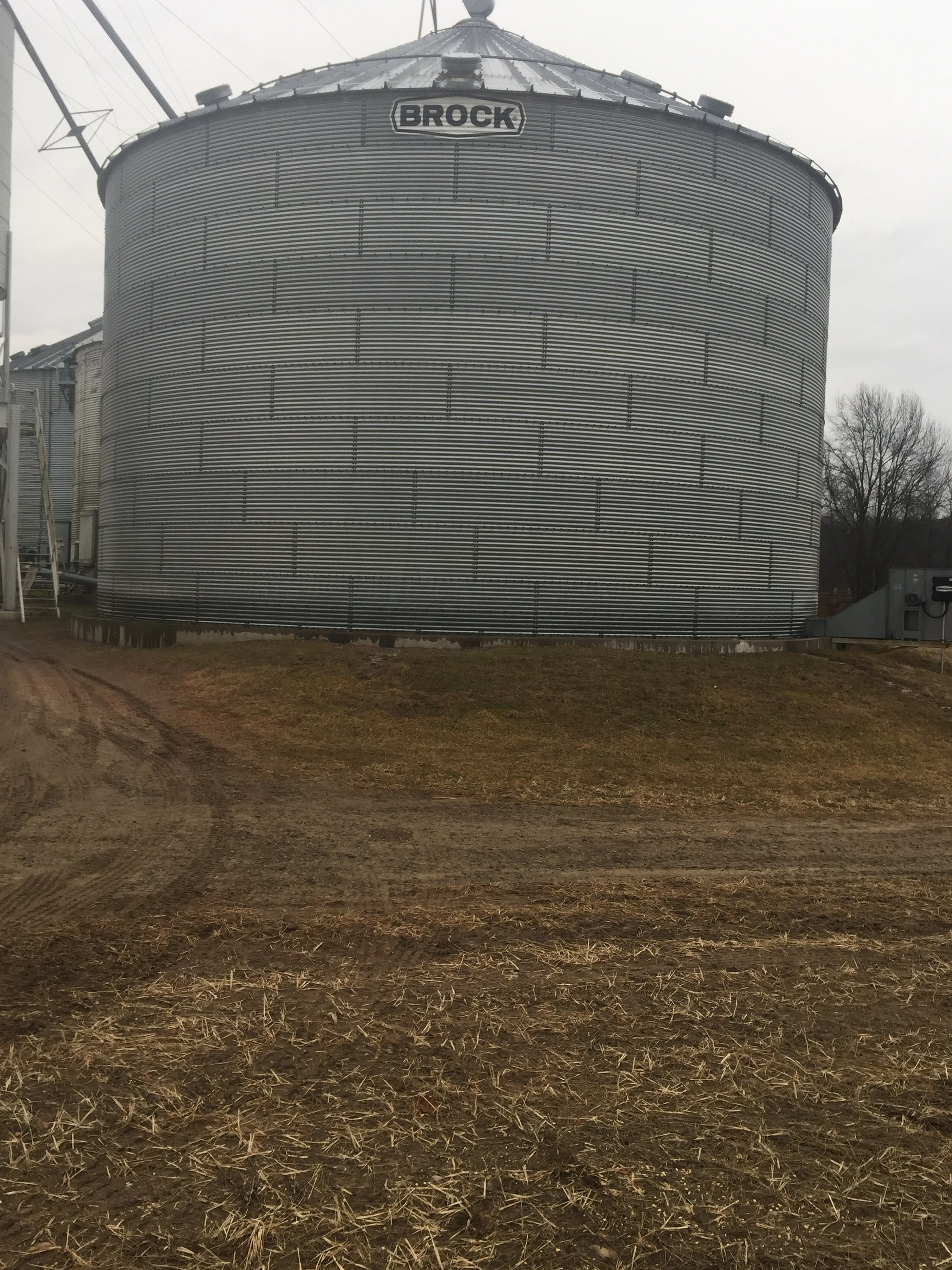 Property photo 10 - FARM EQUIPMENT AUCTION IN BRANCH COUNTY, MICHIGAN