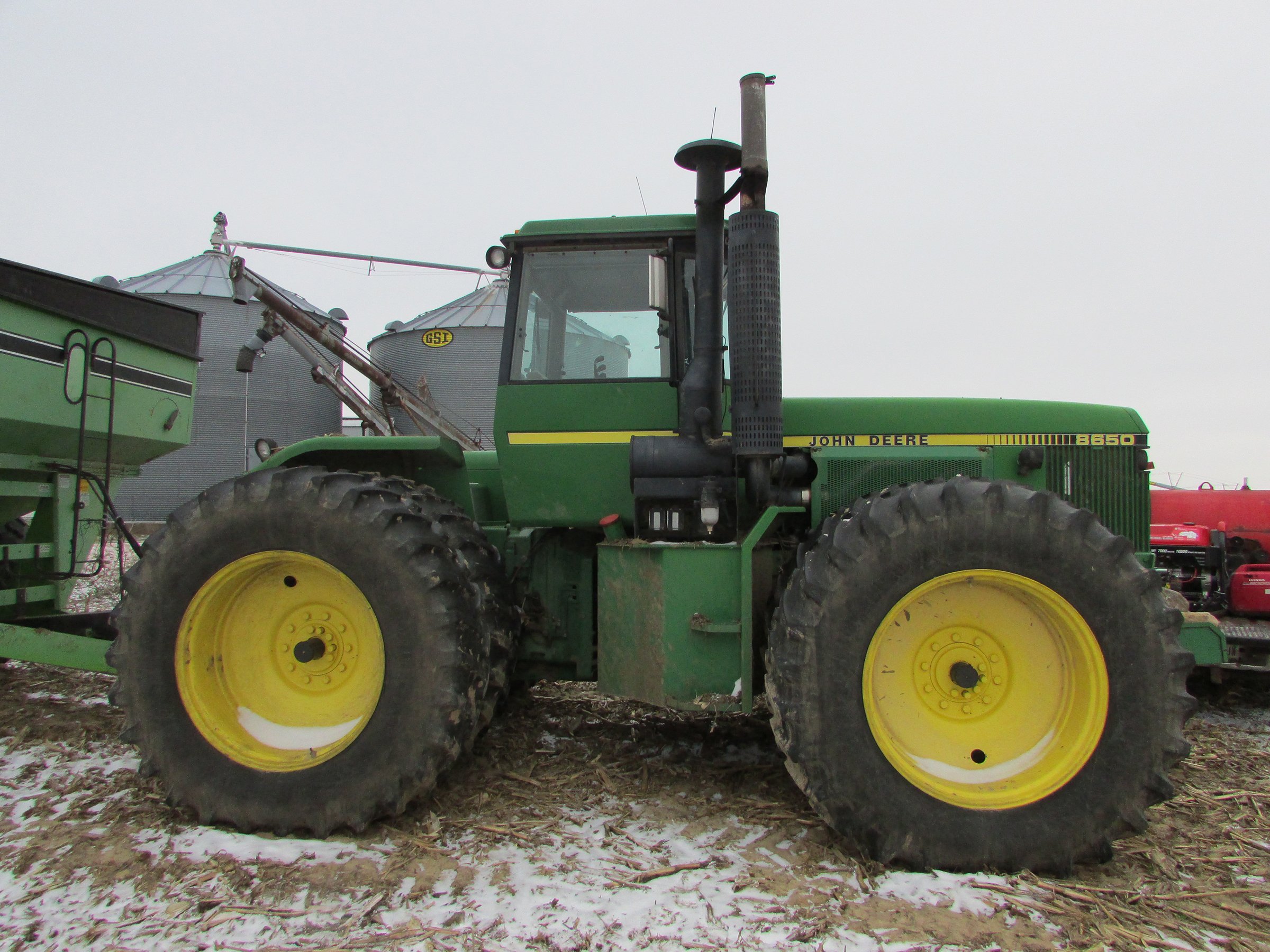 Property photo 53 - FARM EQUIPMENT AUCTION IN MARSHALL COUNTY, INDIANA