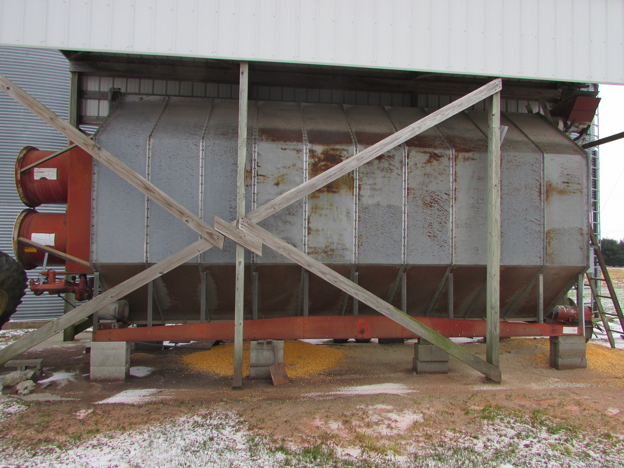 Property photo 97 - FARM EQUIPMENT AUCTION IN MARSHALL COUNTY, INDIANA