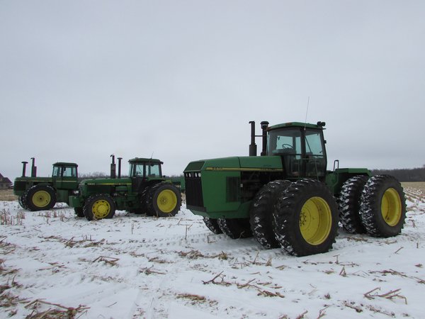 FARM EQUIPMENT AUCTION IN MARSHALL COUNTY, INDIANA