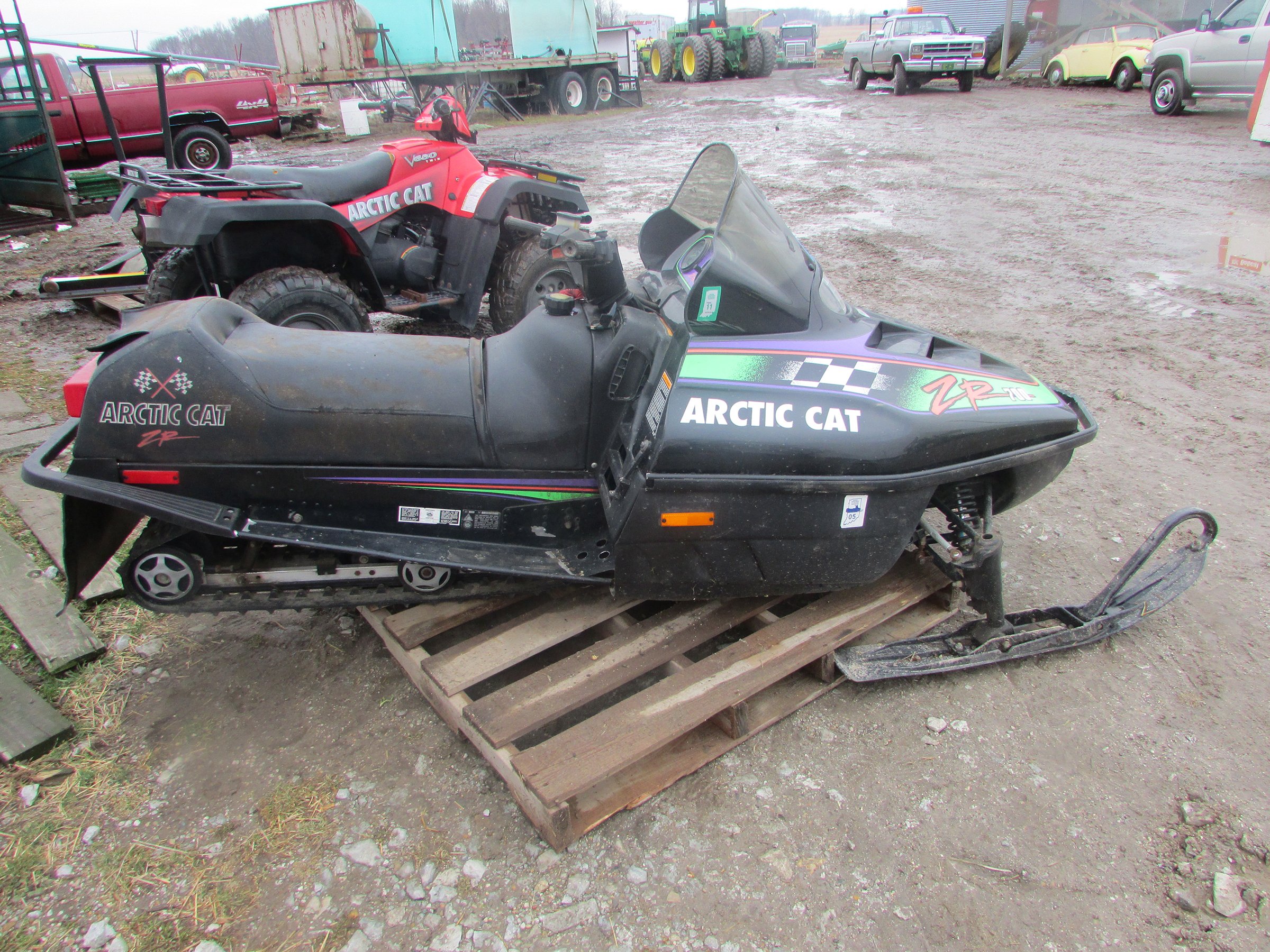 Property photo 77 - FARM EQUIPMENT AUCTION IN MARSHALL COUNTY, INDIANA