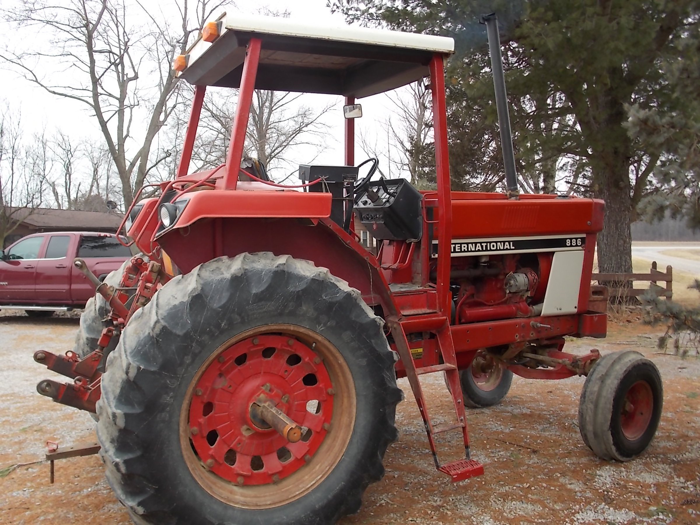 Property photo 3 - FARM EQUIPMENT AUCTION IN ALLEN COUNTY, INDIANA