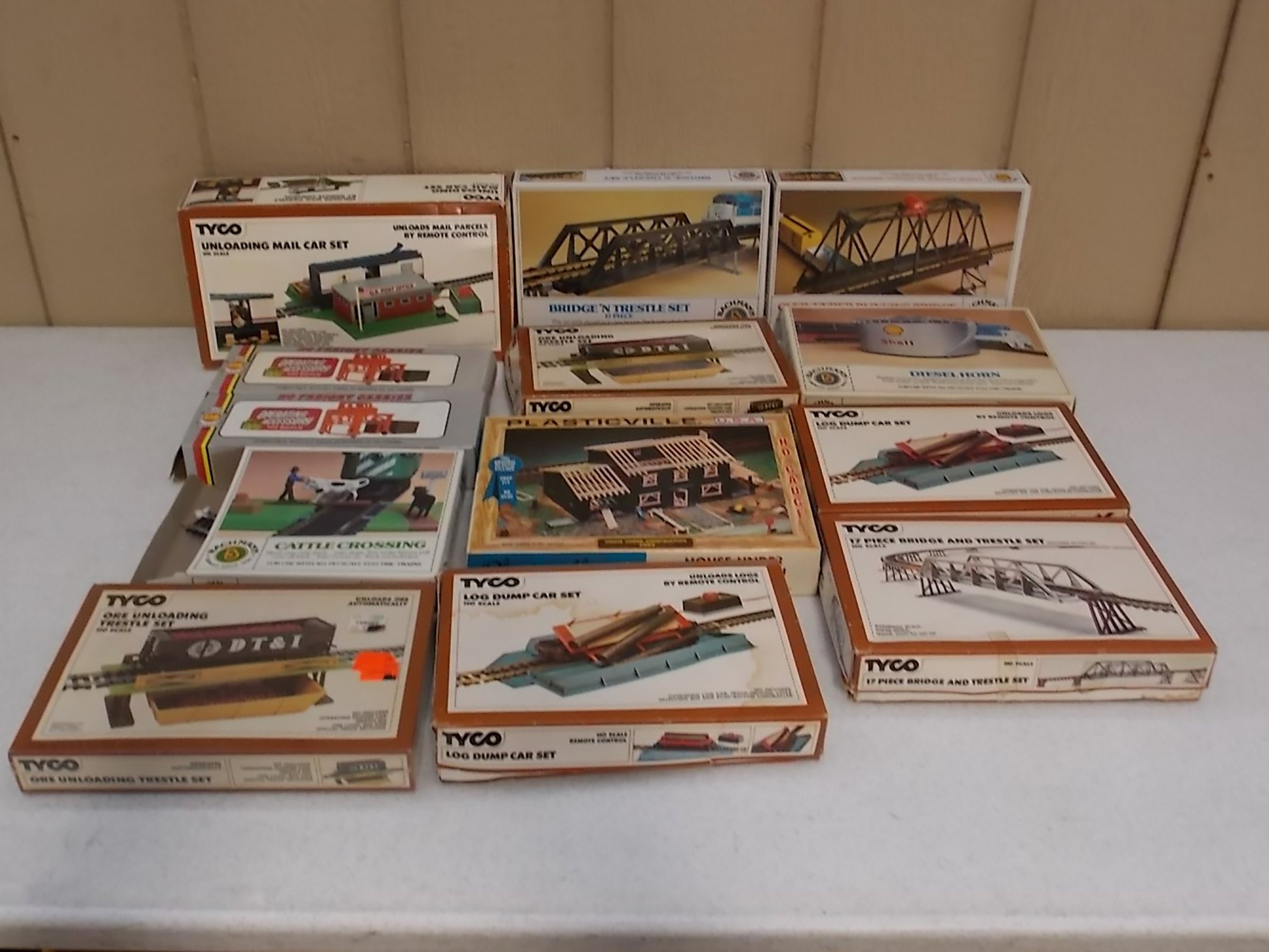 Property photo 67 - VINTAGE TOYS & COLLECTIBLES AUCTION IN WHITLEY COUNTY, INDIANA