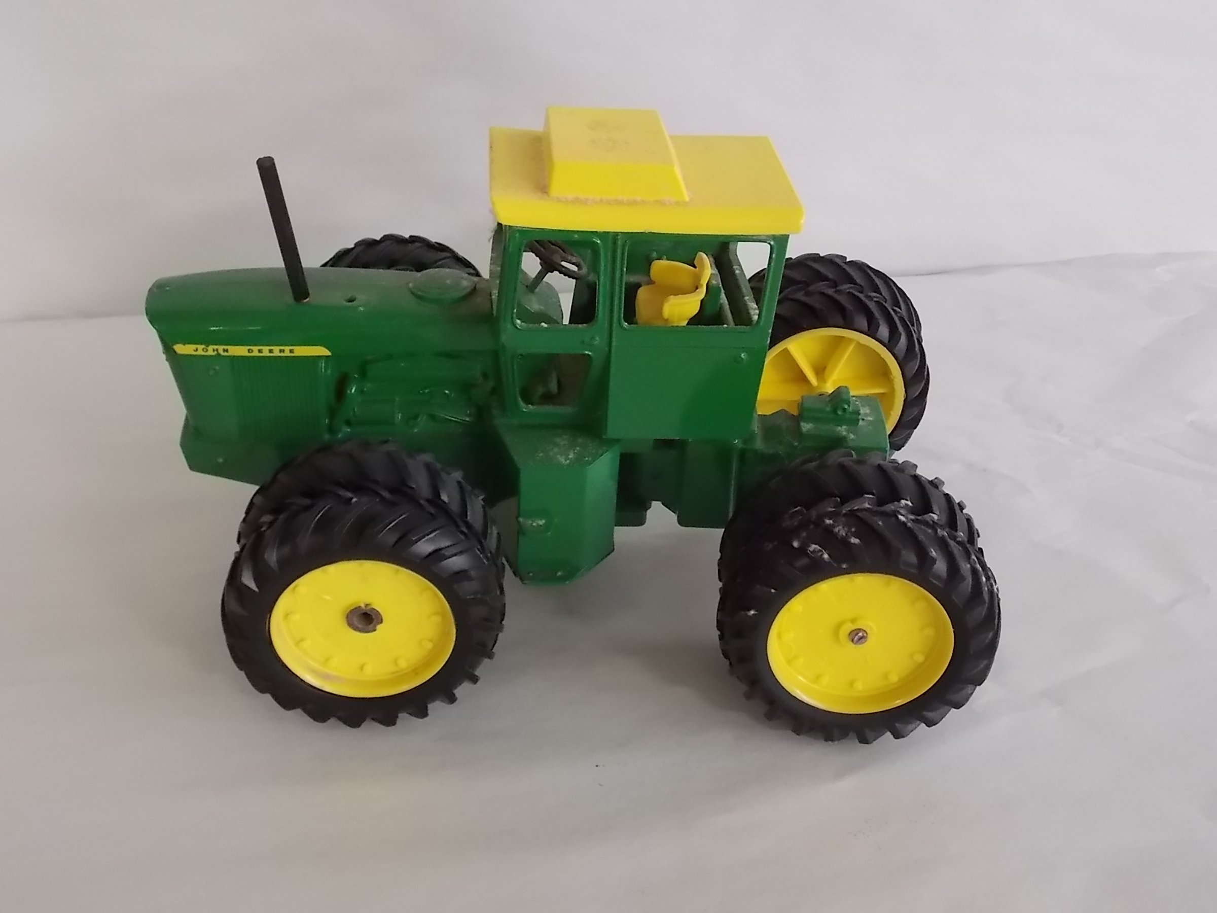 Property photo 59 - VINTAGE TOYS & COLLECTIBLES AUCTION IN WHITLEY COUNTY, INDIANA