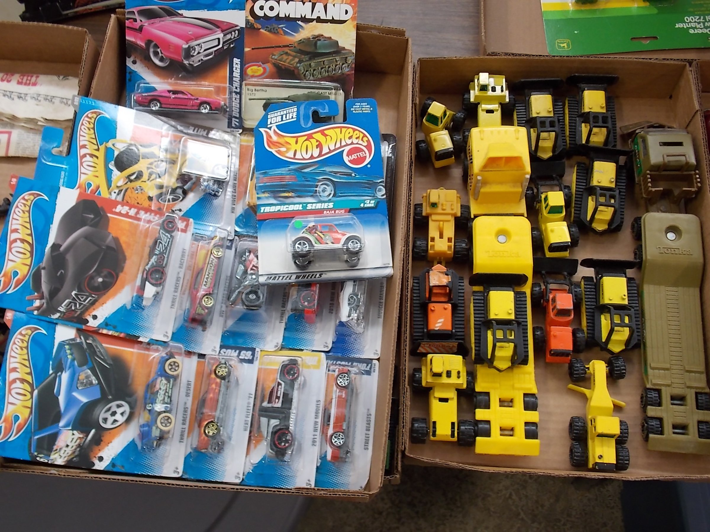 Property photo 133 - VINTAGE TOYS & COLLECTIBLES AUCTION IN WHITLEY COUNTY, INDIANA