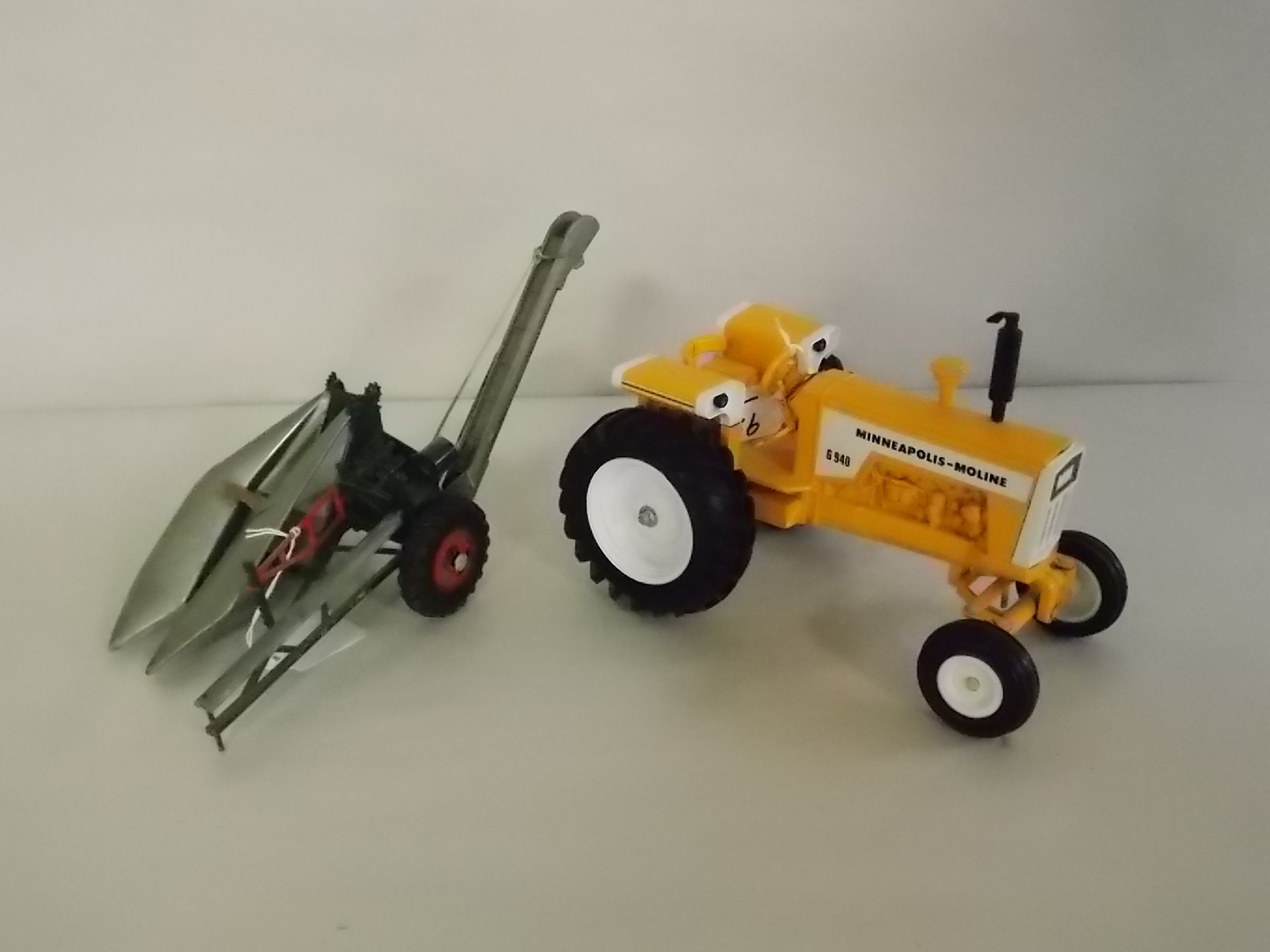 Property photo 80 - VINTAGE TOYS & COLLECTIBLES AUCTION IN WHITLEY COUNTY, INDIANA