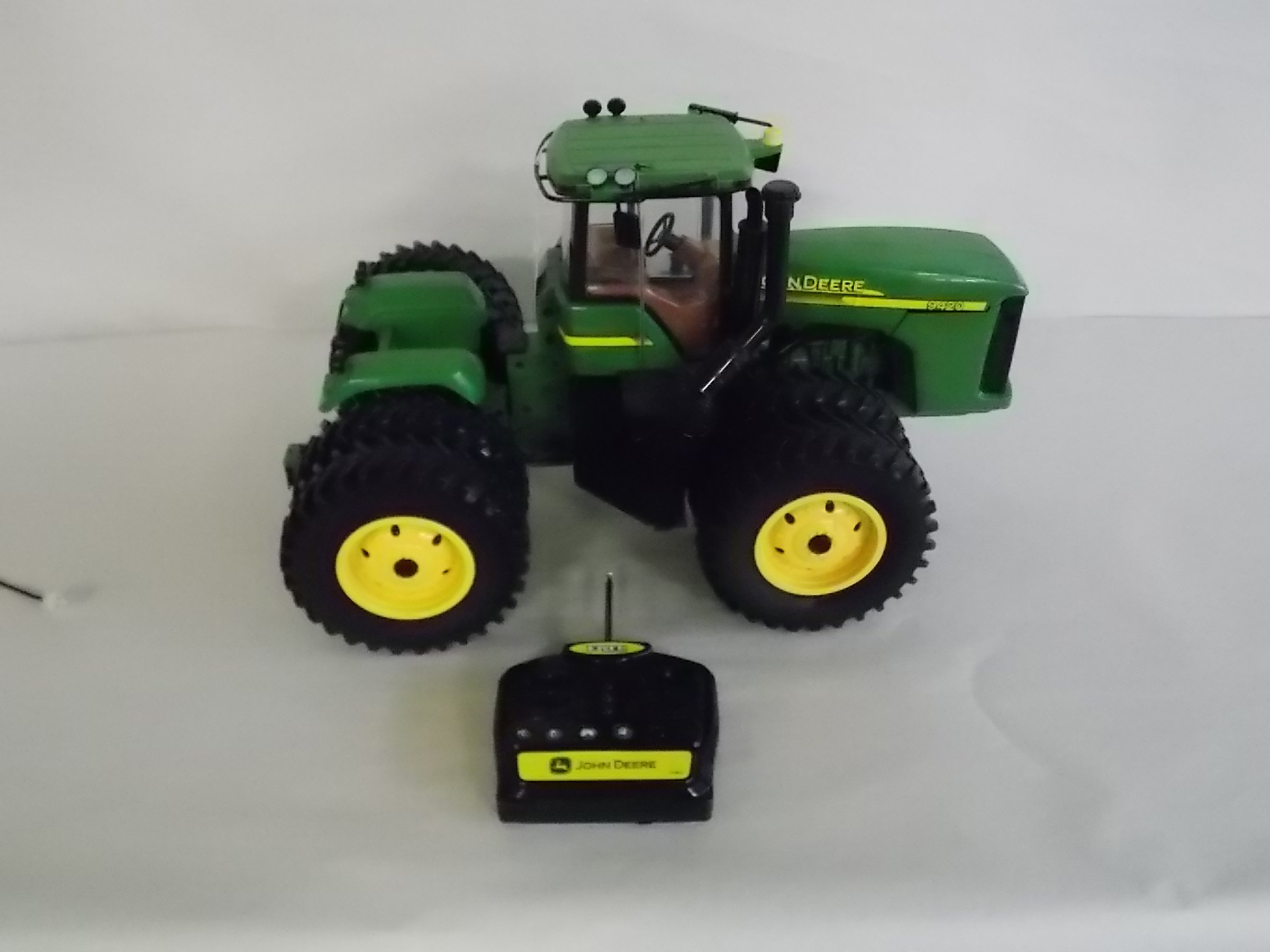 Property photo 81 - VINTAGE TOYS & COLLECTIBLES AUCTION IN WHITLEY COUNTY, INDIANA